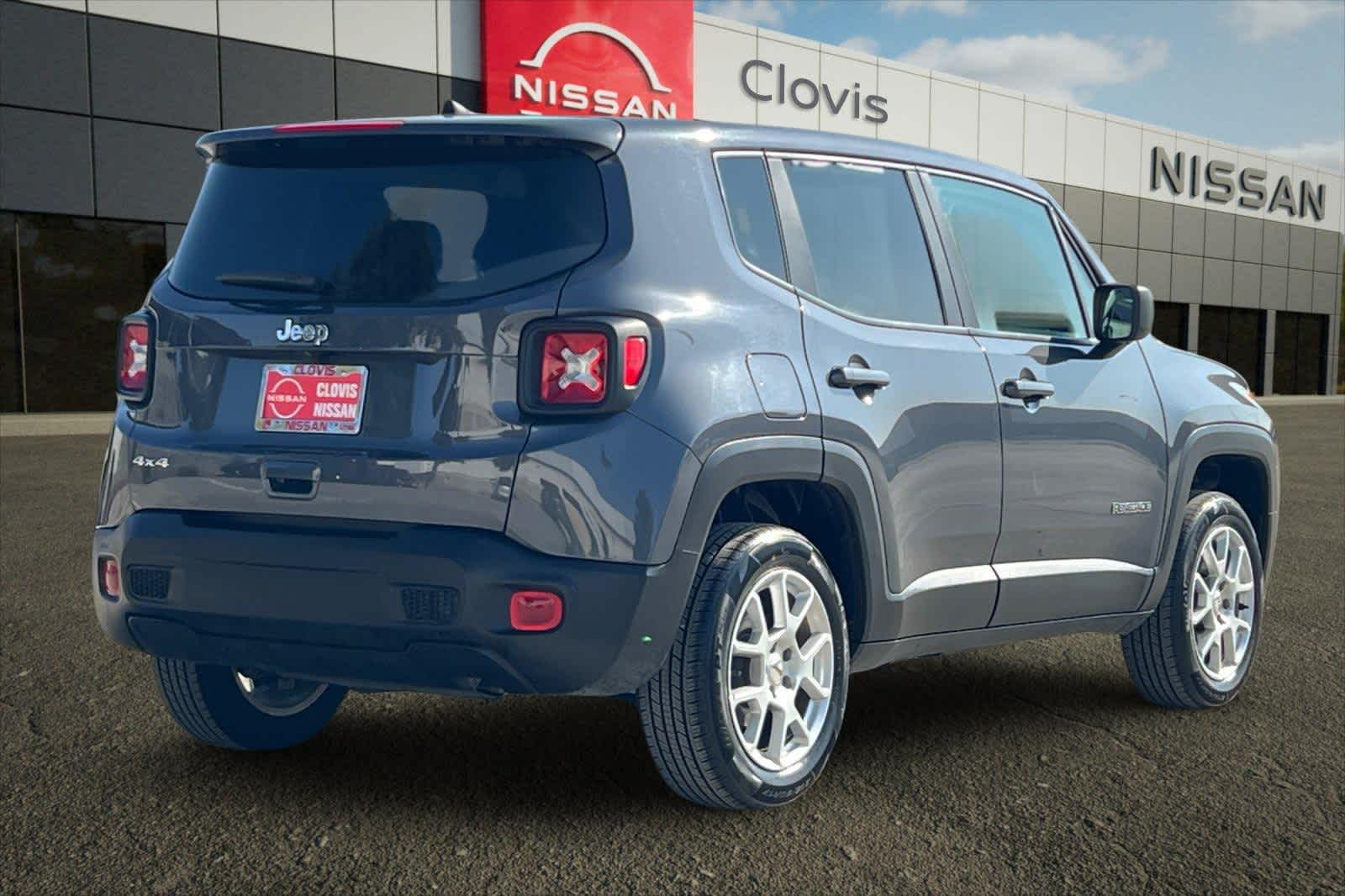 Thumbnail: 2023 Jeep Renegade - 3