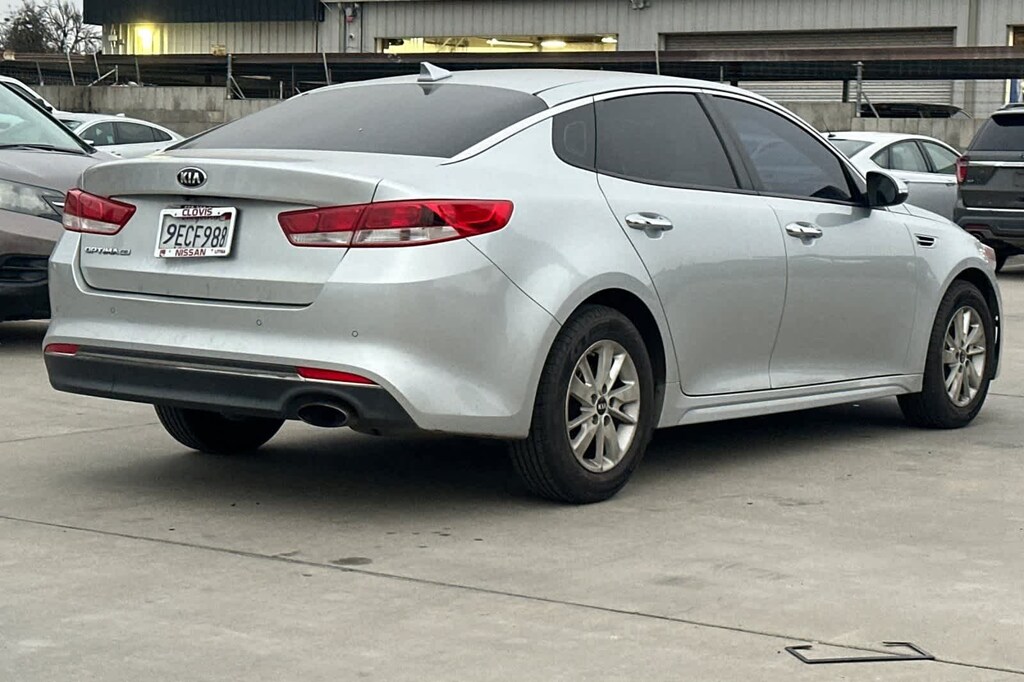 Used 2018 Kia Optima LX Sedan