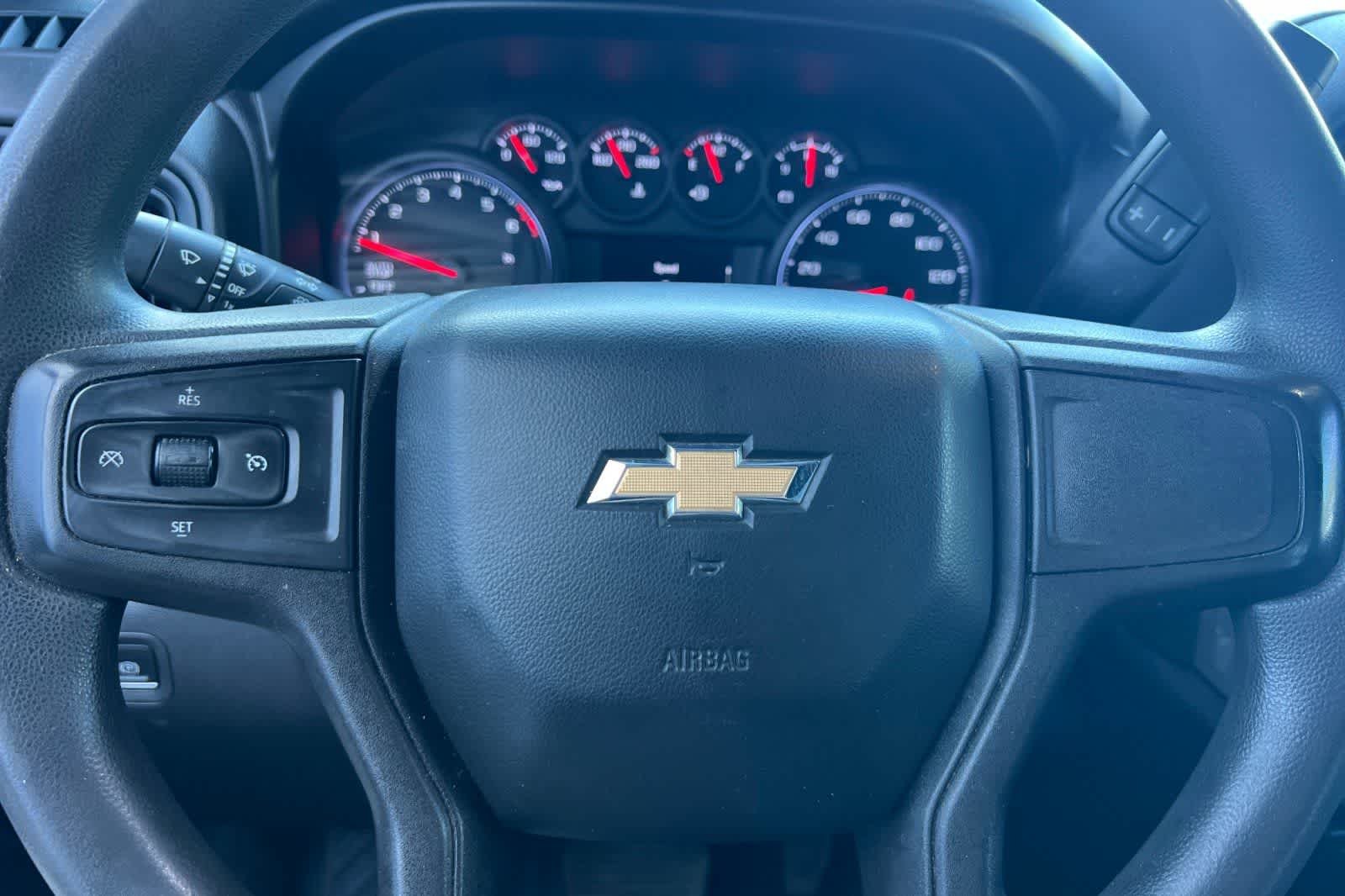 Thumbnail: 2021 Chevrolet Silverado 1500 - 23