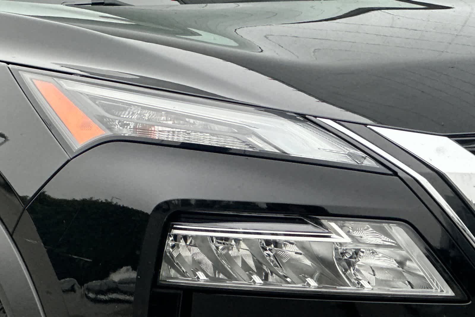 Thumbnail: 2023 Nissan Rogue - 33