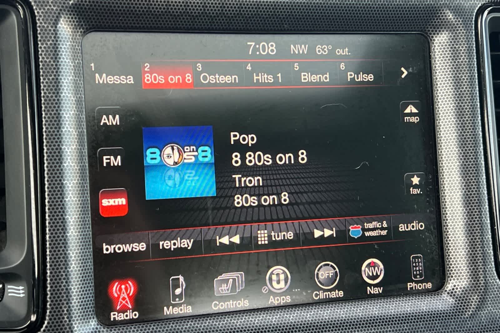 Thumbnail: 2016 Dodge Challenger - 22