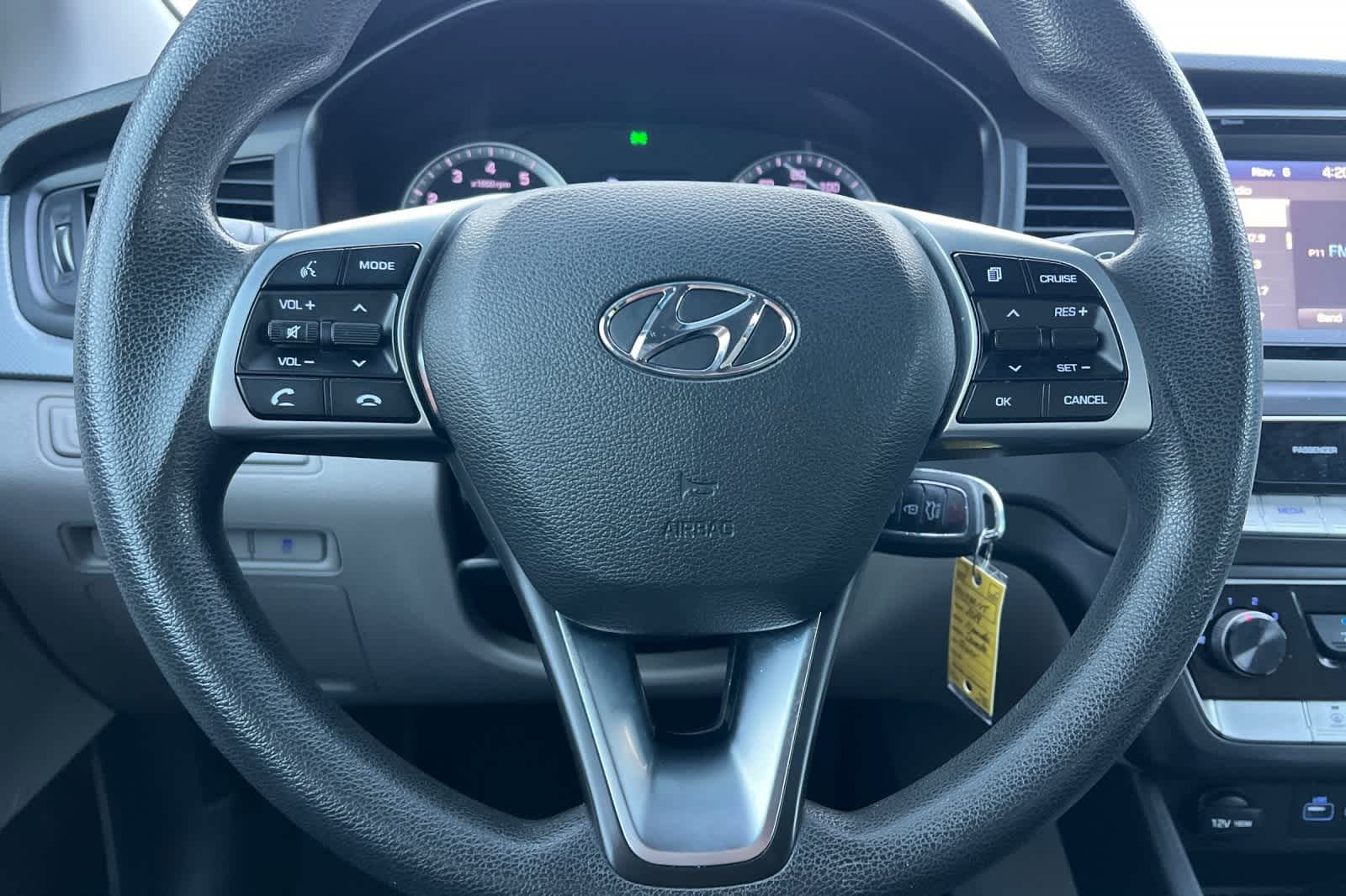 Thumbnail: 2019 Hyundai Sonata - 24