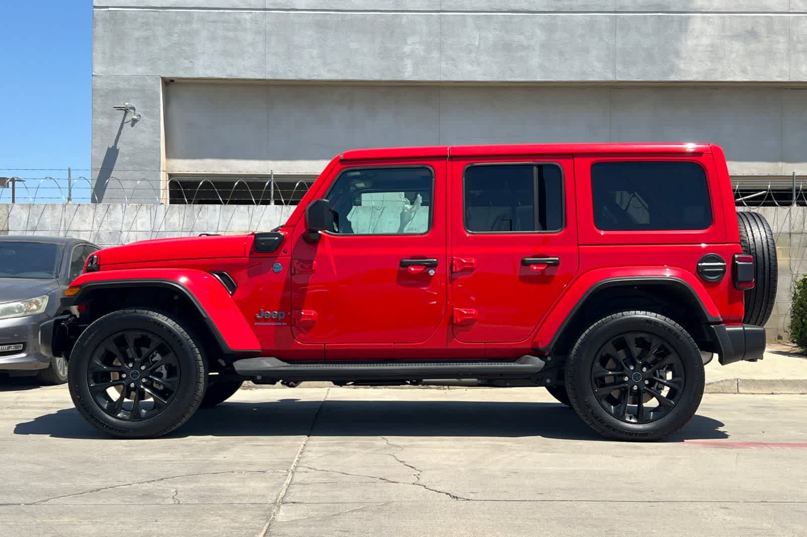 Thumbnail: 2025 Jeep Wrangler - 6
