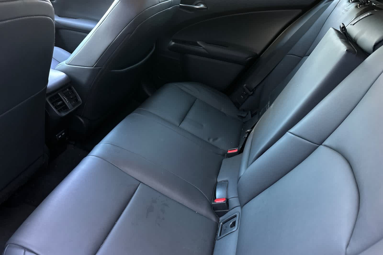 Thumbnail: 2021 Lexus UX - 5