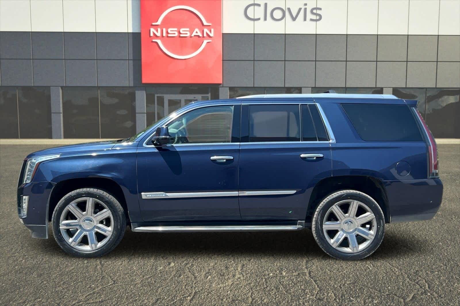 2018 Cadillac Escalade Luxury 6