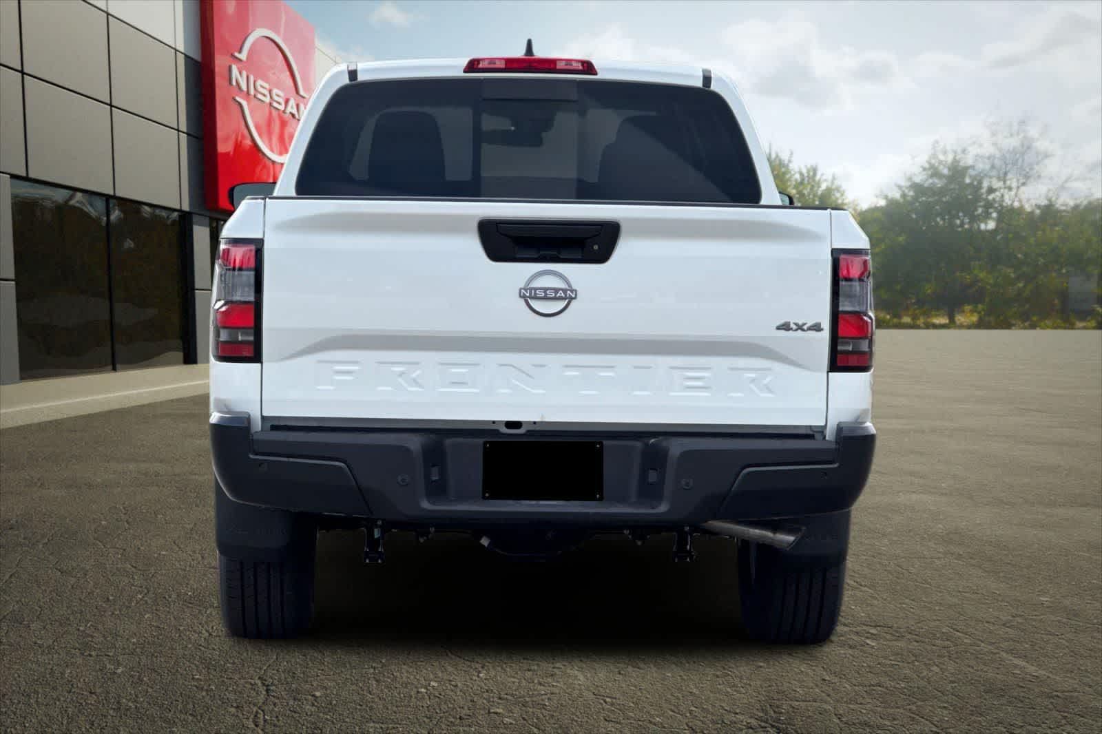 Thumbnail: 2026 Nissan Frontier - 7