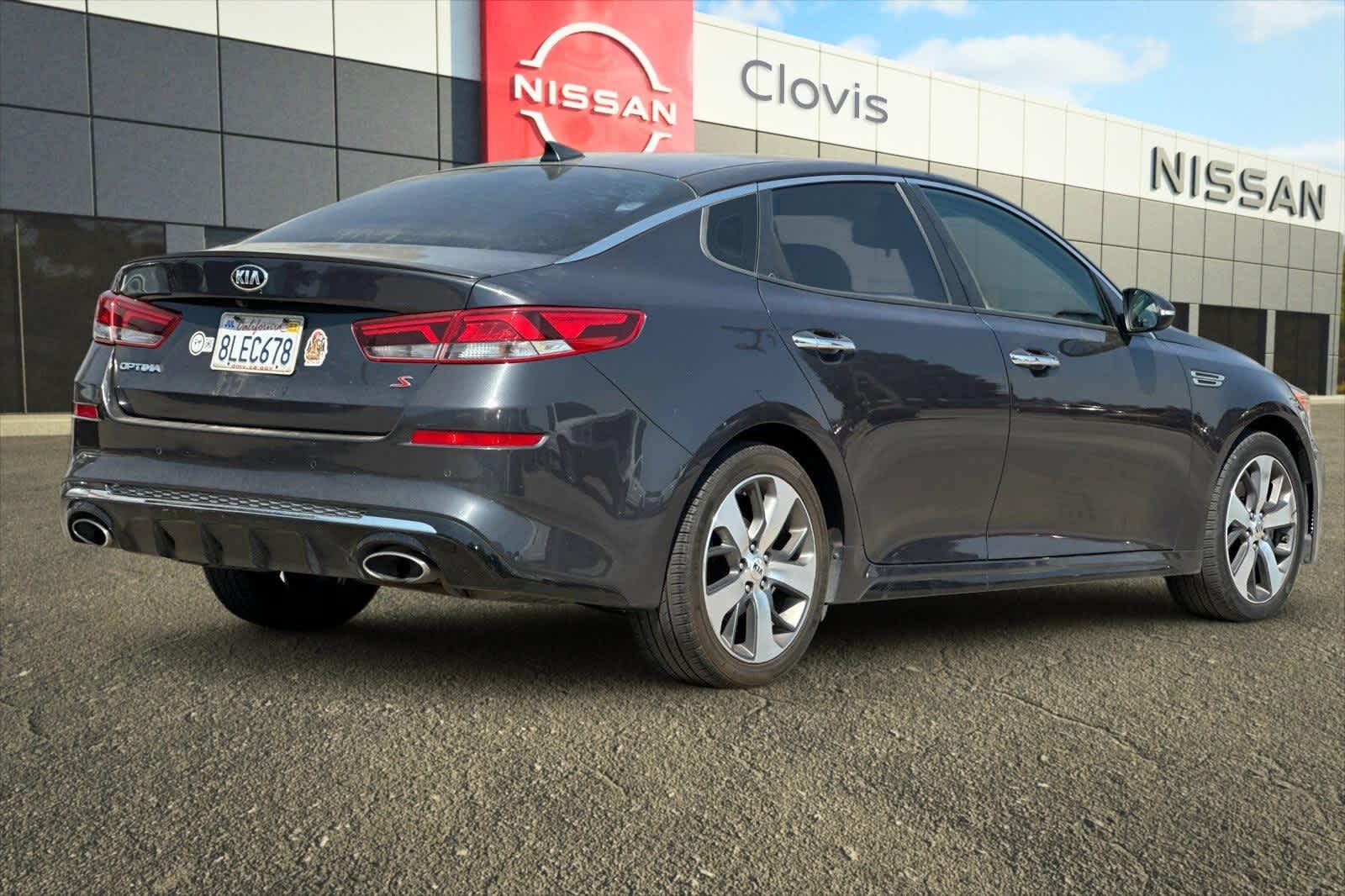 Thumbnail: 2019 Kia Optima - 3
