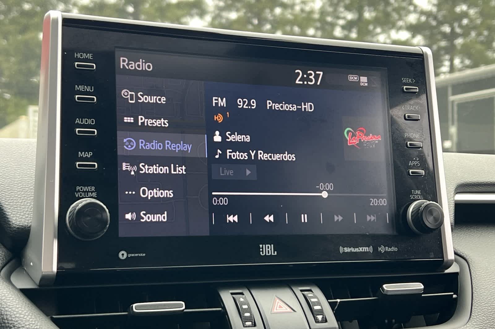 Thumbnail: 2021 Toyota RAV4 - 23