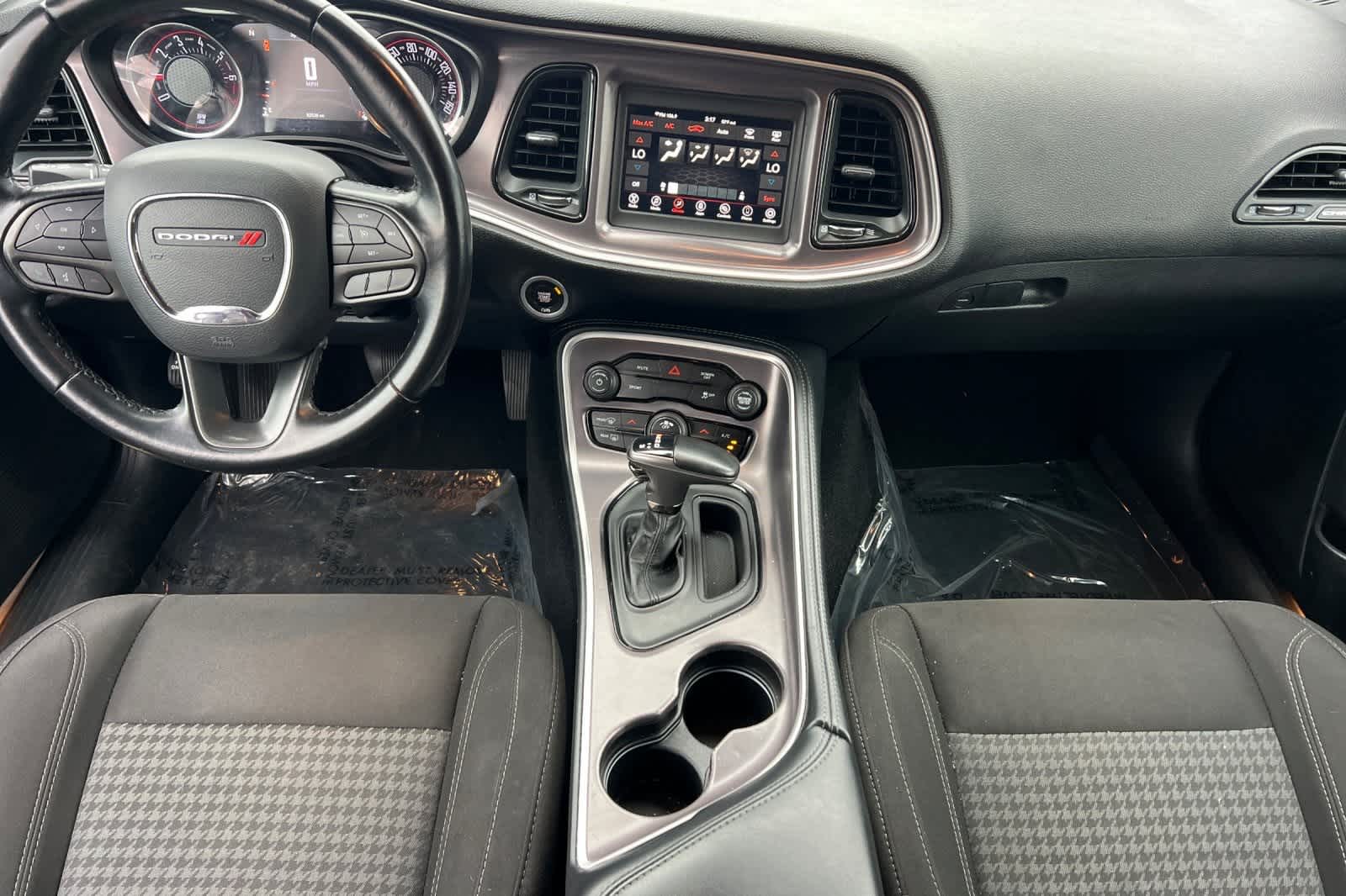 Thumbnail: 2021 Dodge Challenger - 4