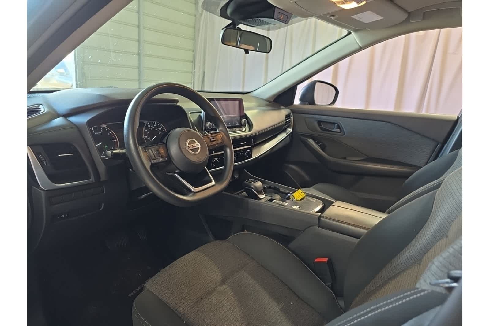 Thumbnail: 2021 Nissan Rogue - 18