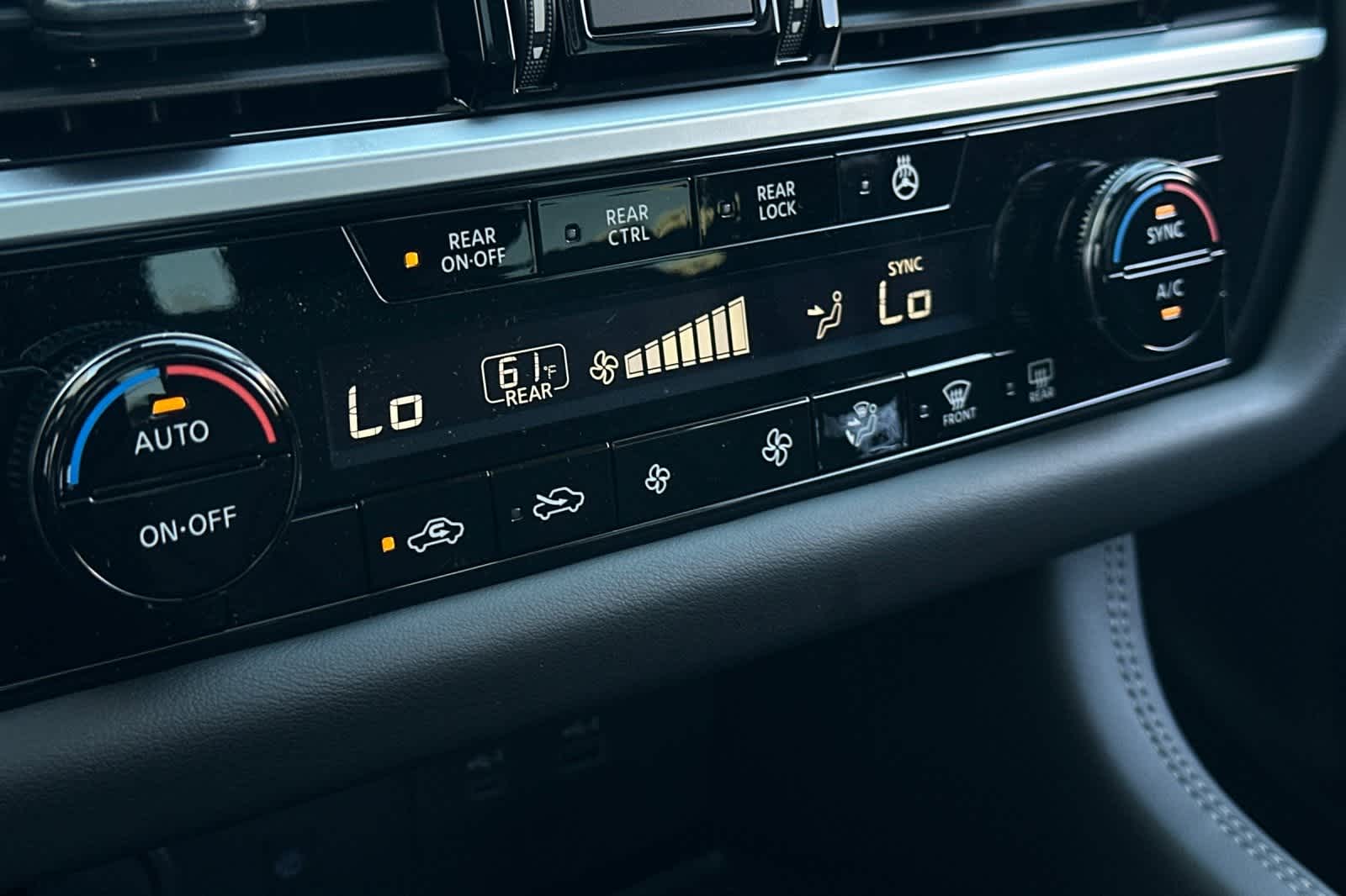 Thumbnail: 2025 Nissan Pathfinder - 26