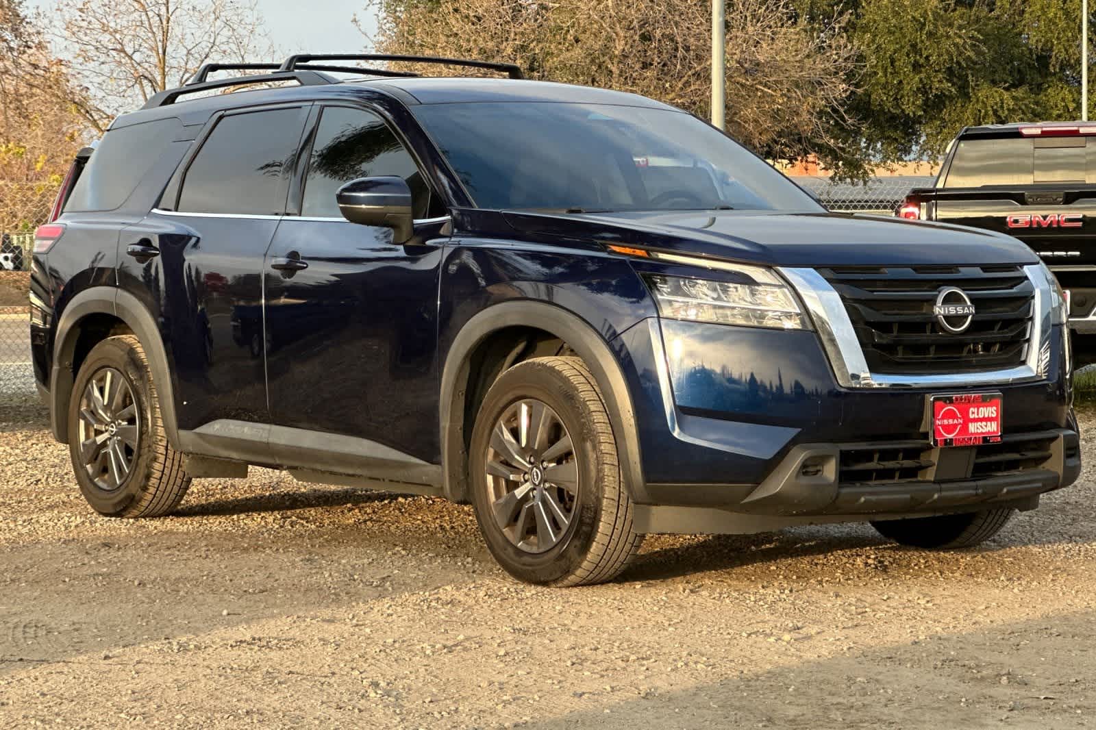 Thumbnail: 2022 Nissan Pathfinder - 10