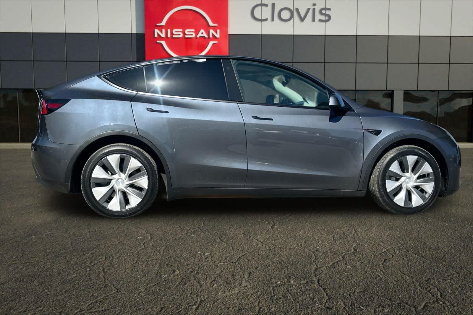 Thumbnail: 2020 Tesla Model Y - 9