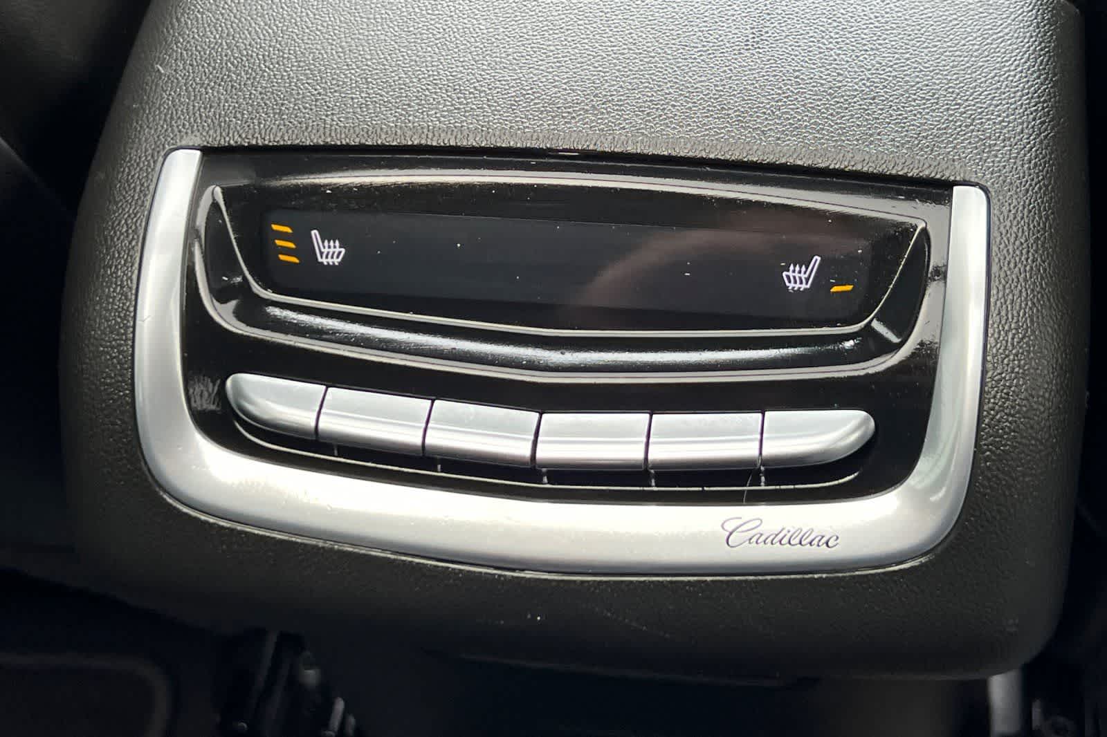 Thumbnail: 2025 Cadillac XT6 - 14