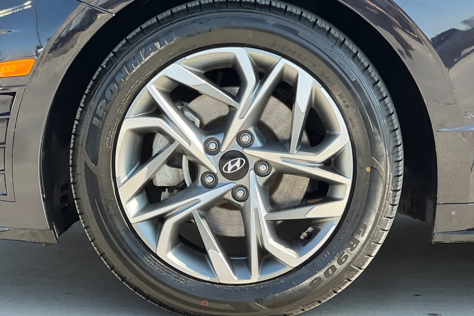 Thumbnail: 2023 Hyundai Sonata - 35