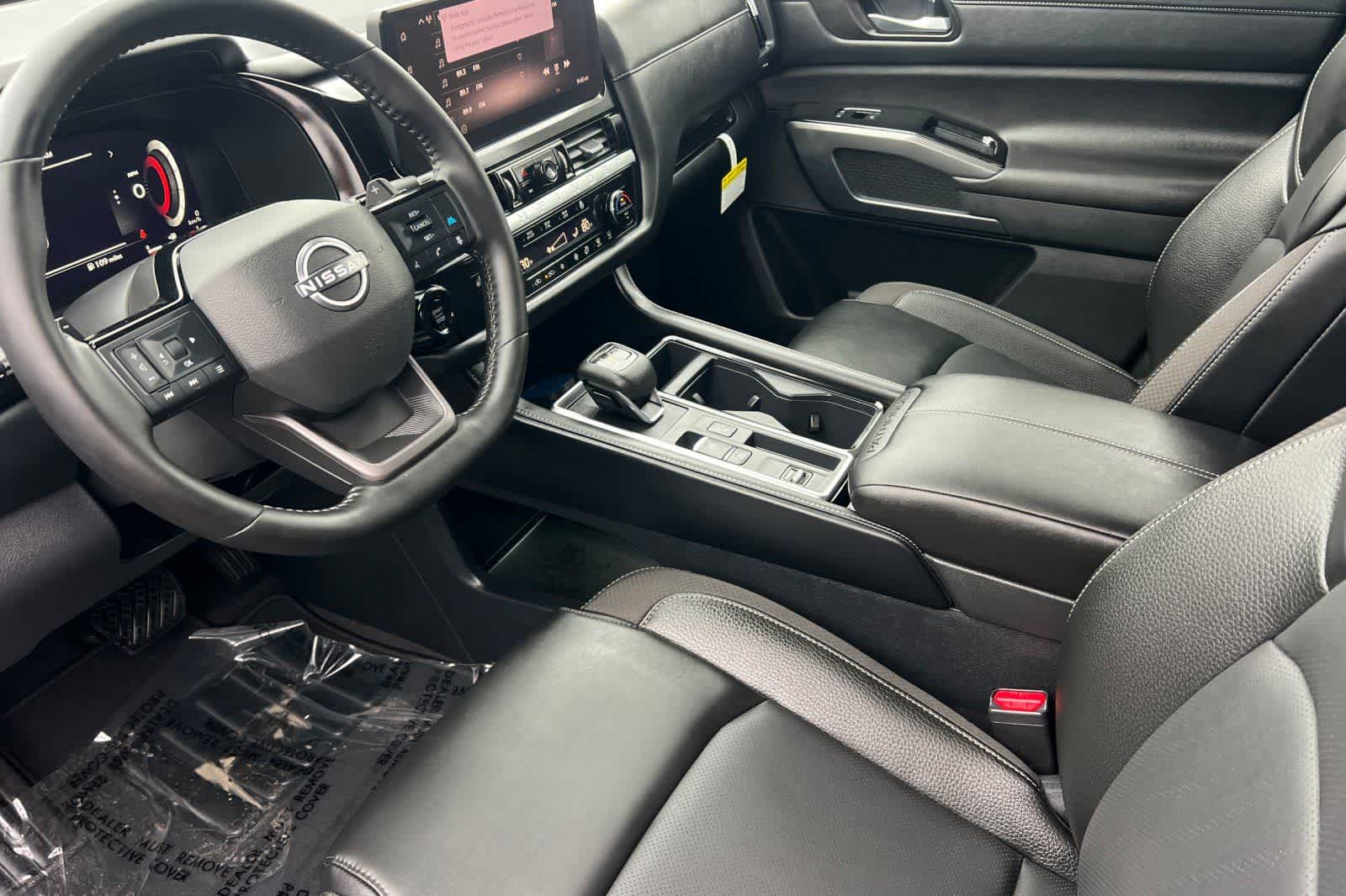Thumbnail: 2026 Nissan Pathfinder - 12