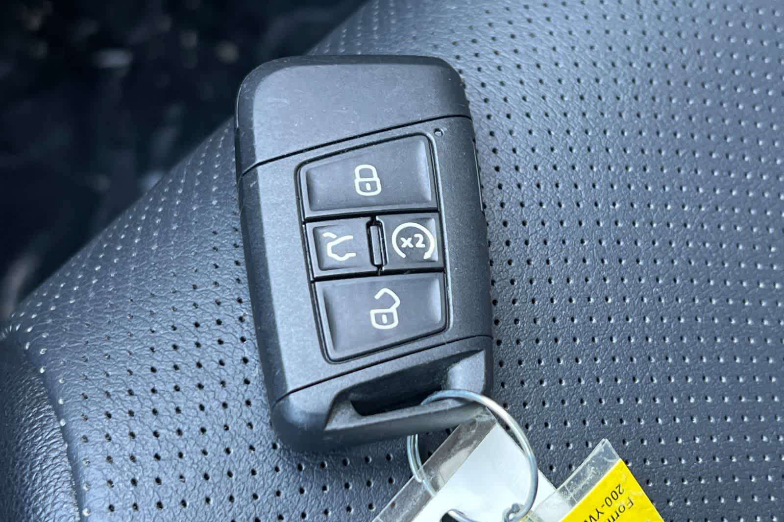 Thumbnail: 2023 Volkswagen Taos - 29