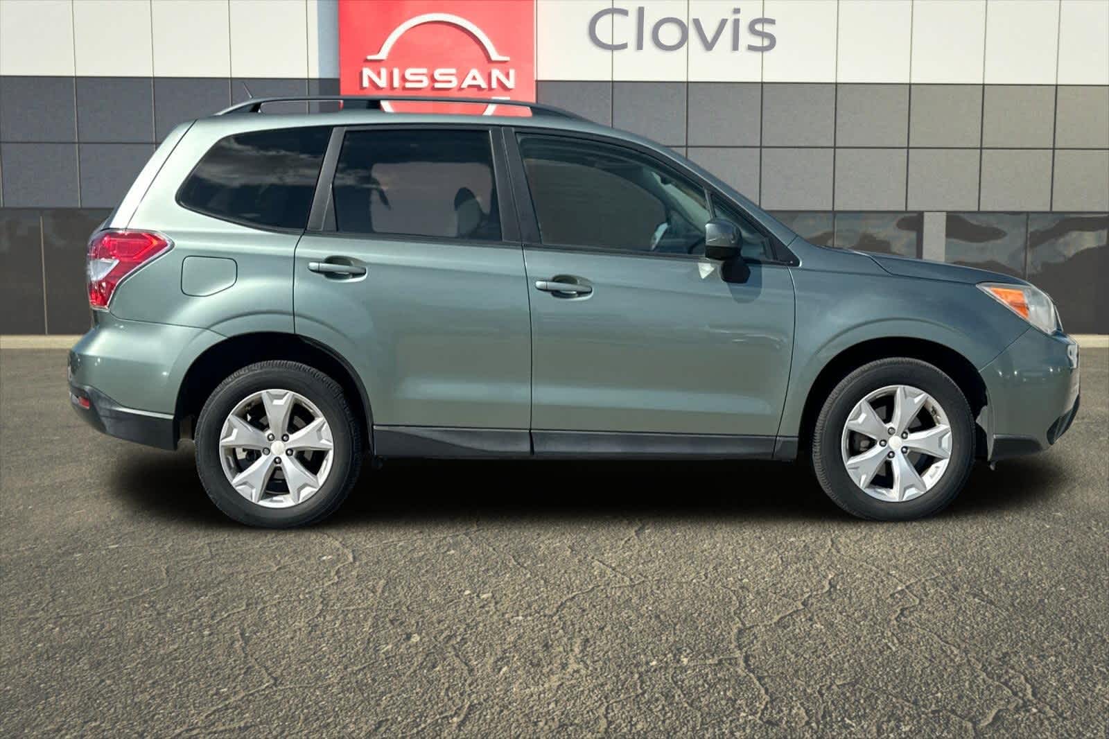 Thumbnail: 2015 Subaru Forester - 9