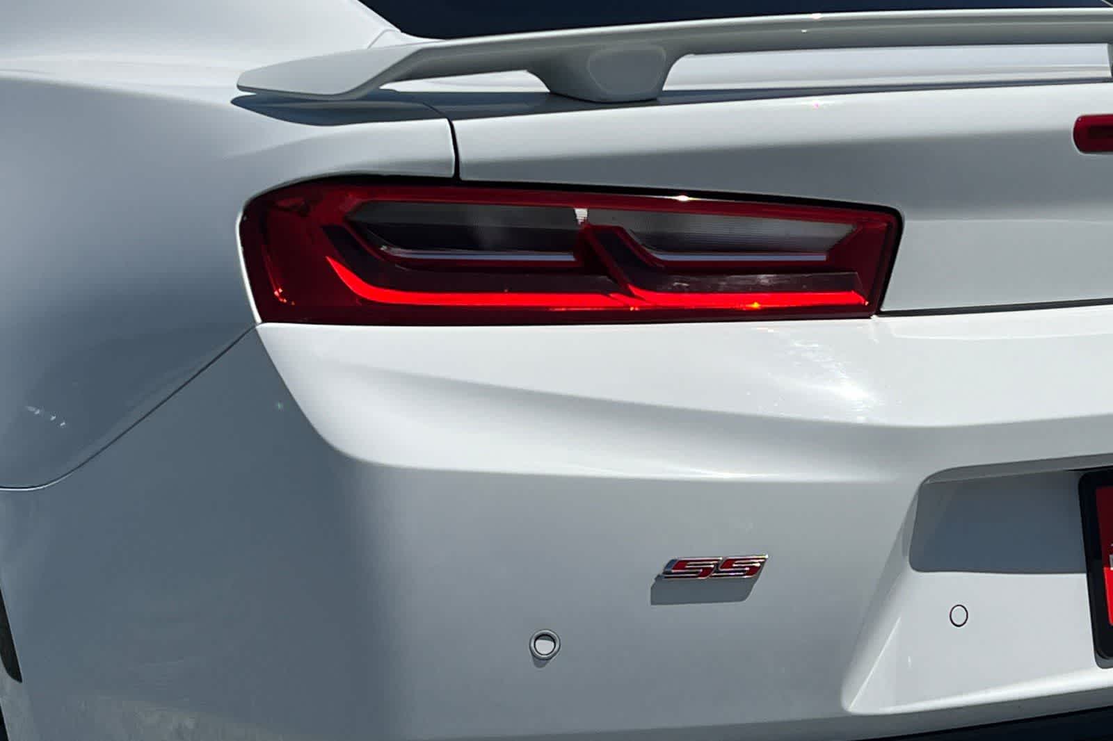 Thumbnail: 2016 Chevrolet Camaro - 17