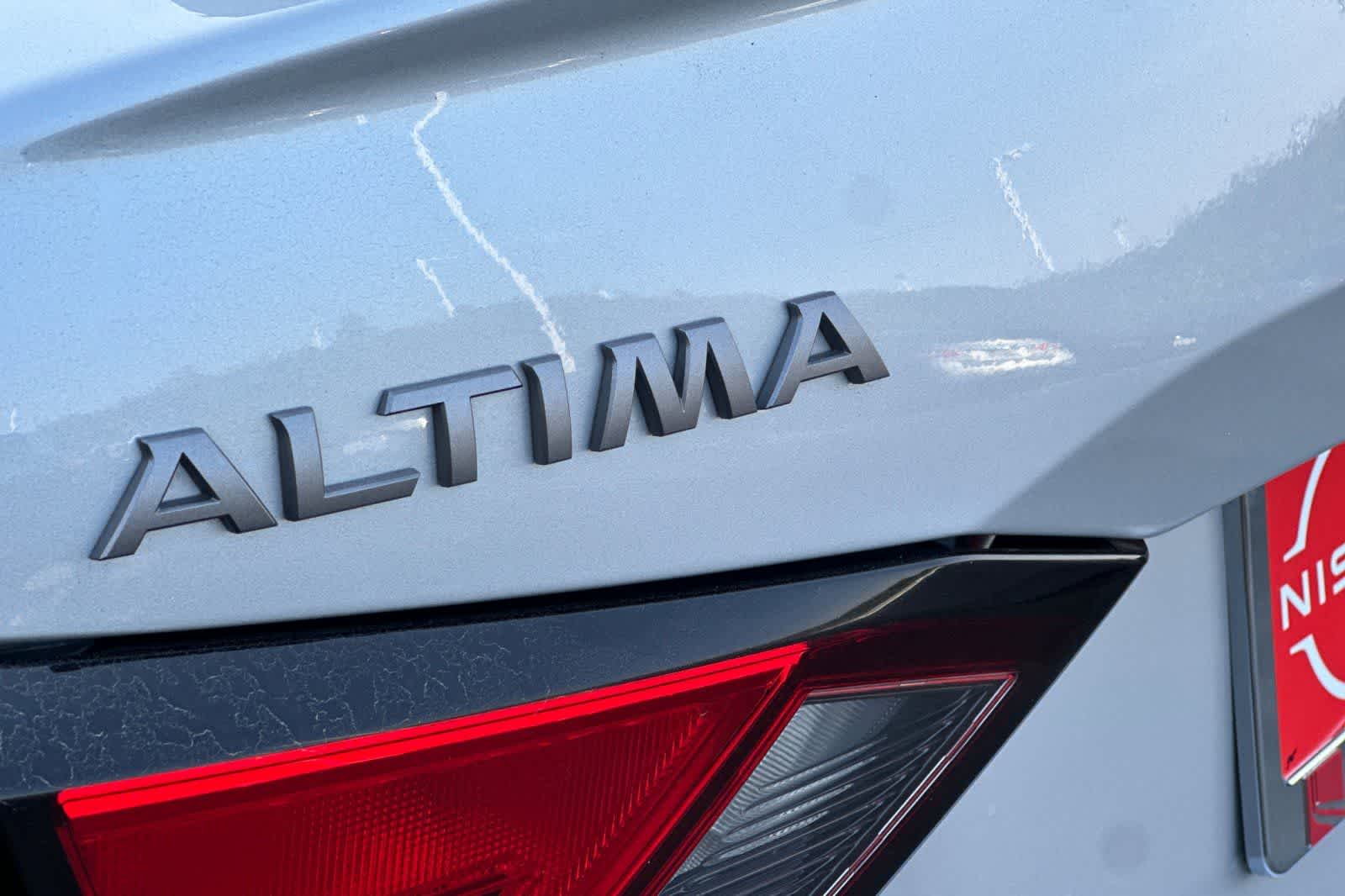 Thumbnail: 2024 Nissan Altima - 17