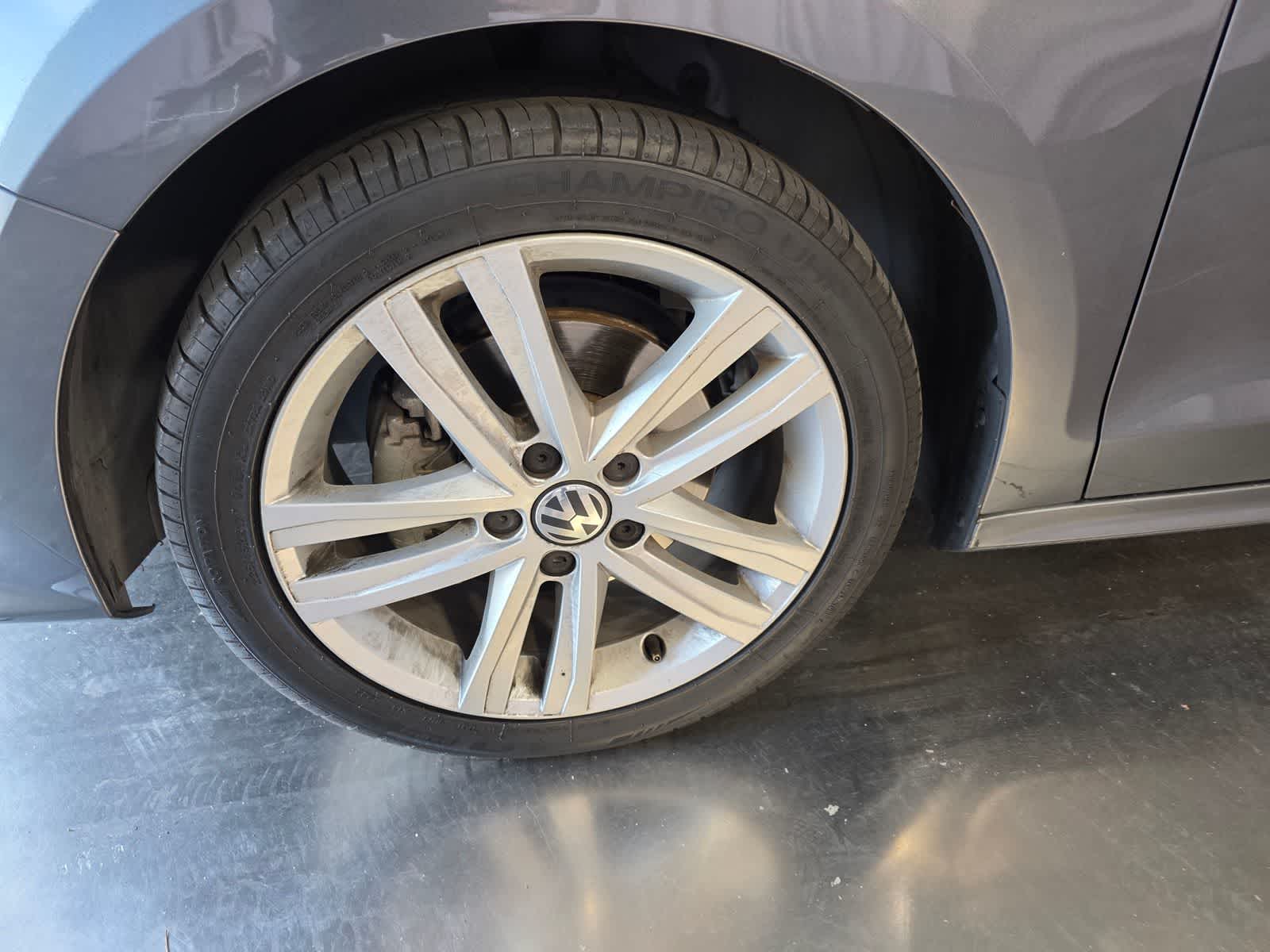 Thumbnail: 2016 Volkswagen Jetta - 2