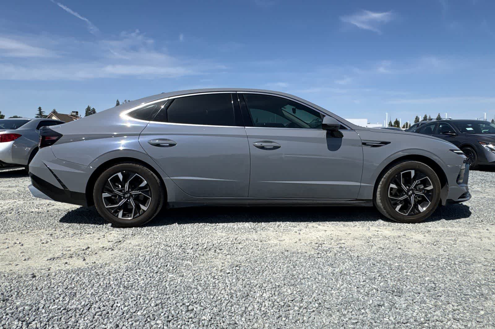 Thumbnail: 2024 Hyundai Sonata - 9