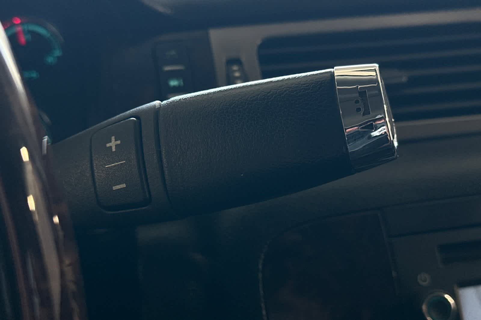 Thumbnail: 2013 GMC Sierra 3500 - 24