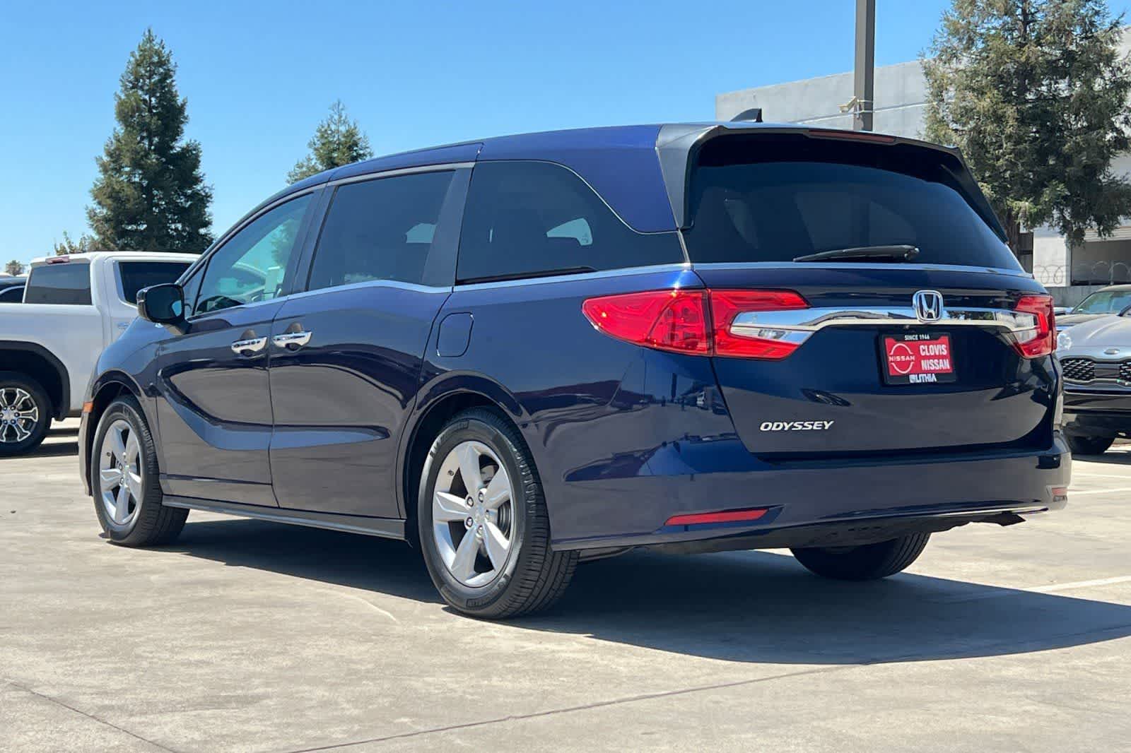 Thumbnail: 2018 Honda Odyssey - 7