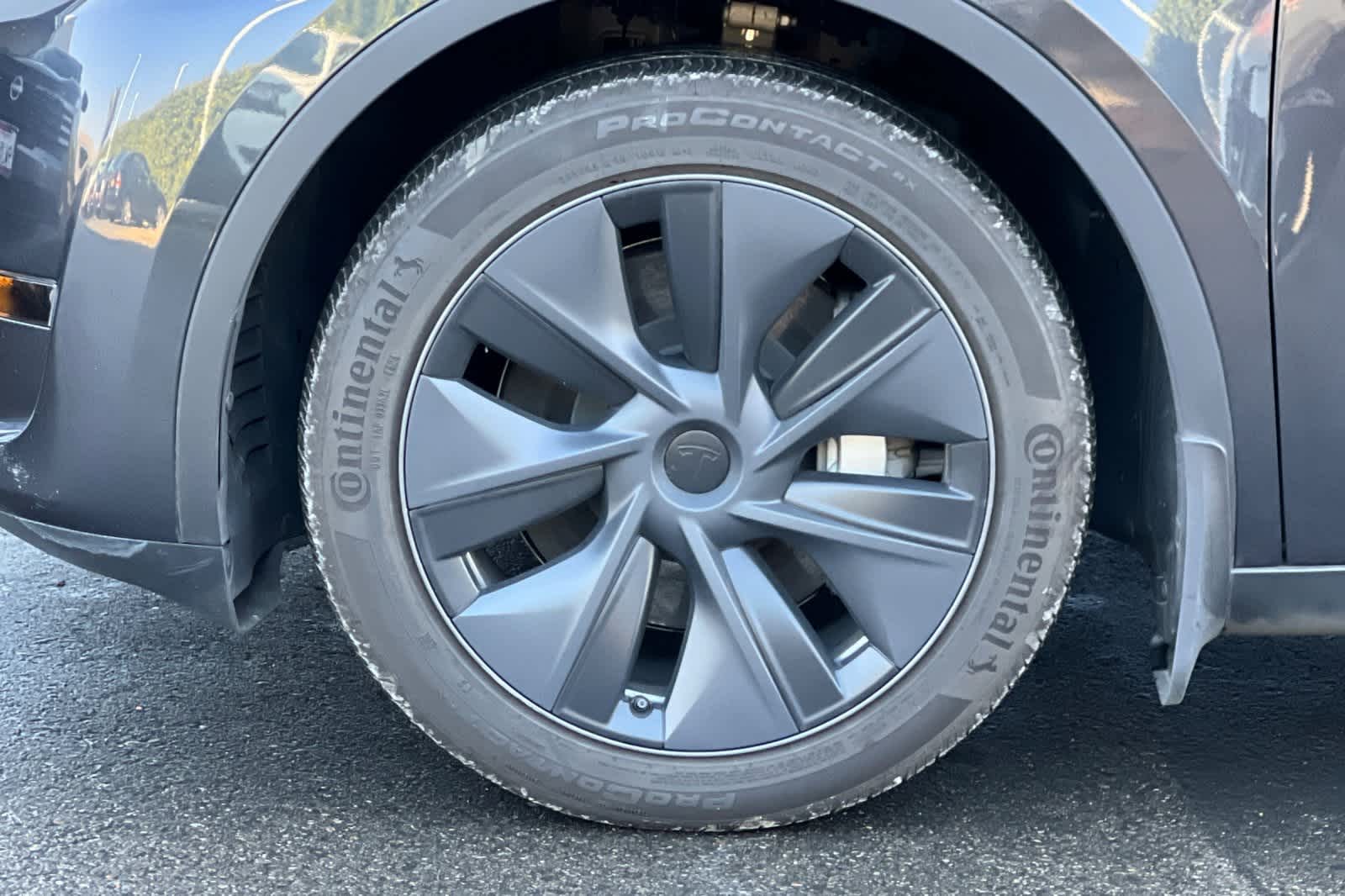 Thumbnail: 2024 Tesla Model Y - 28