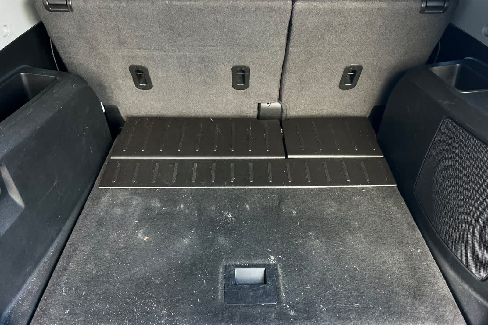 Thumbnail: 2016 Chevrolet Equinox - 16