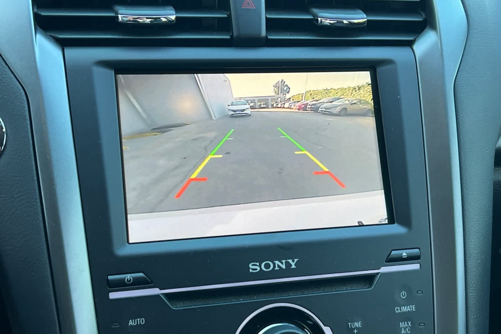 Thumbnail: 2014 Ford Fusion - 19