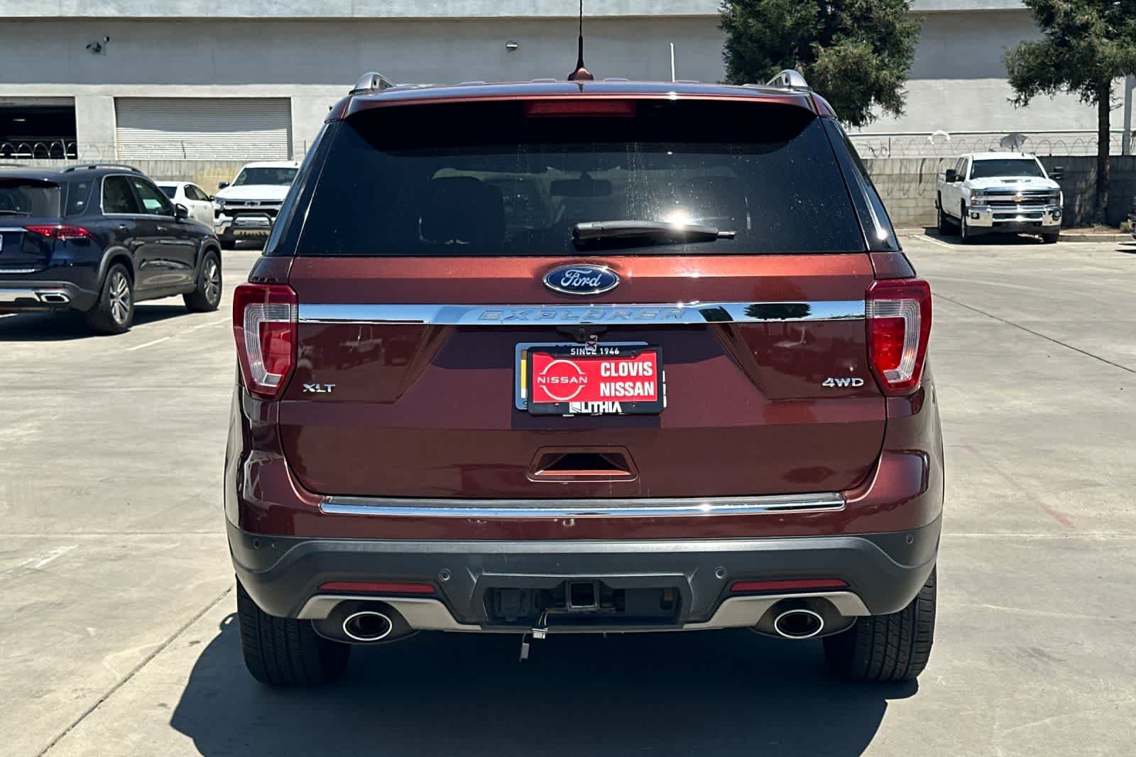 Thumbnail: 2018 Ford Explorer - 8