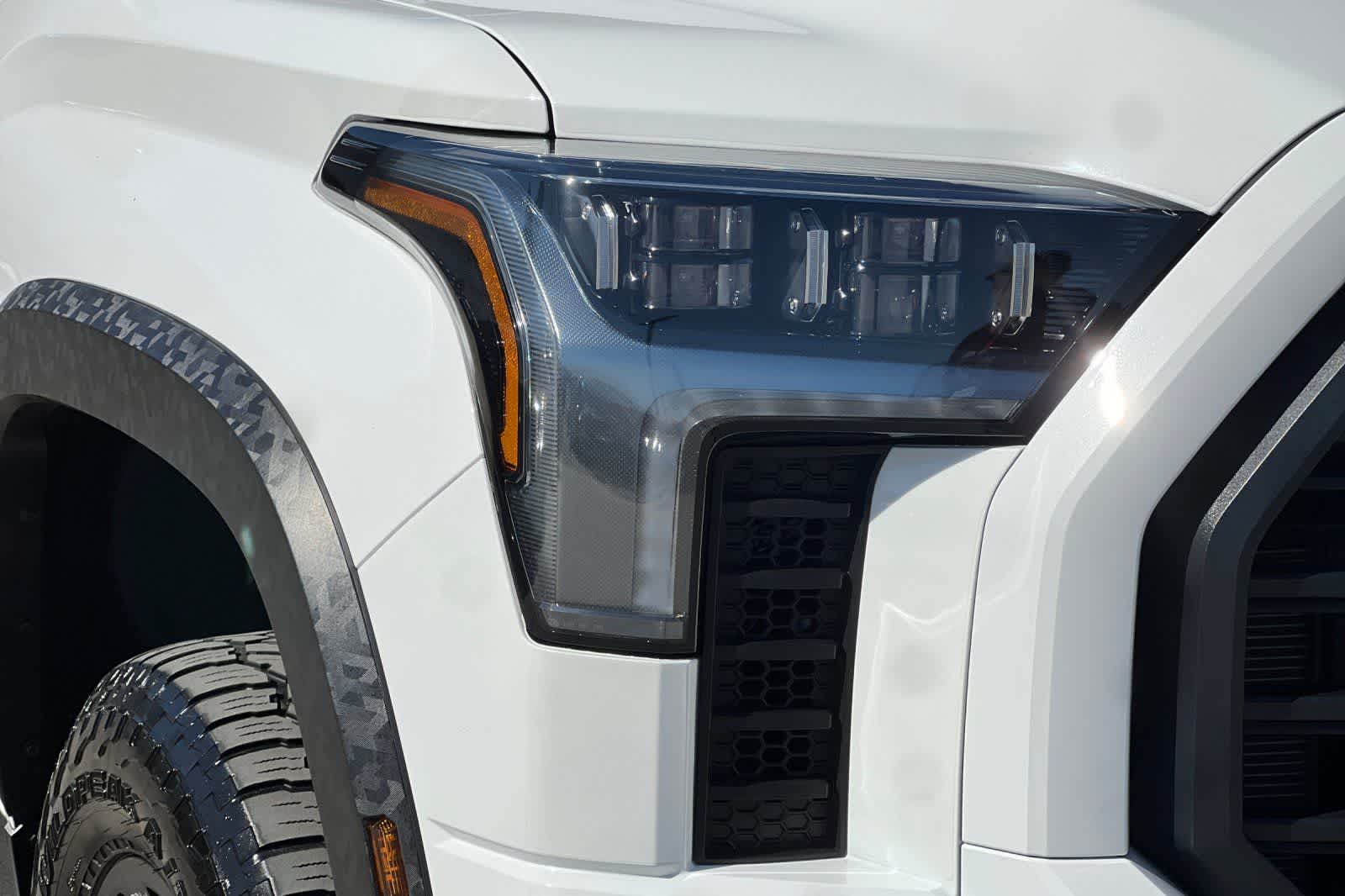 Thumbnail: 2025 Toyota Tundra - 31