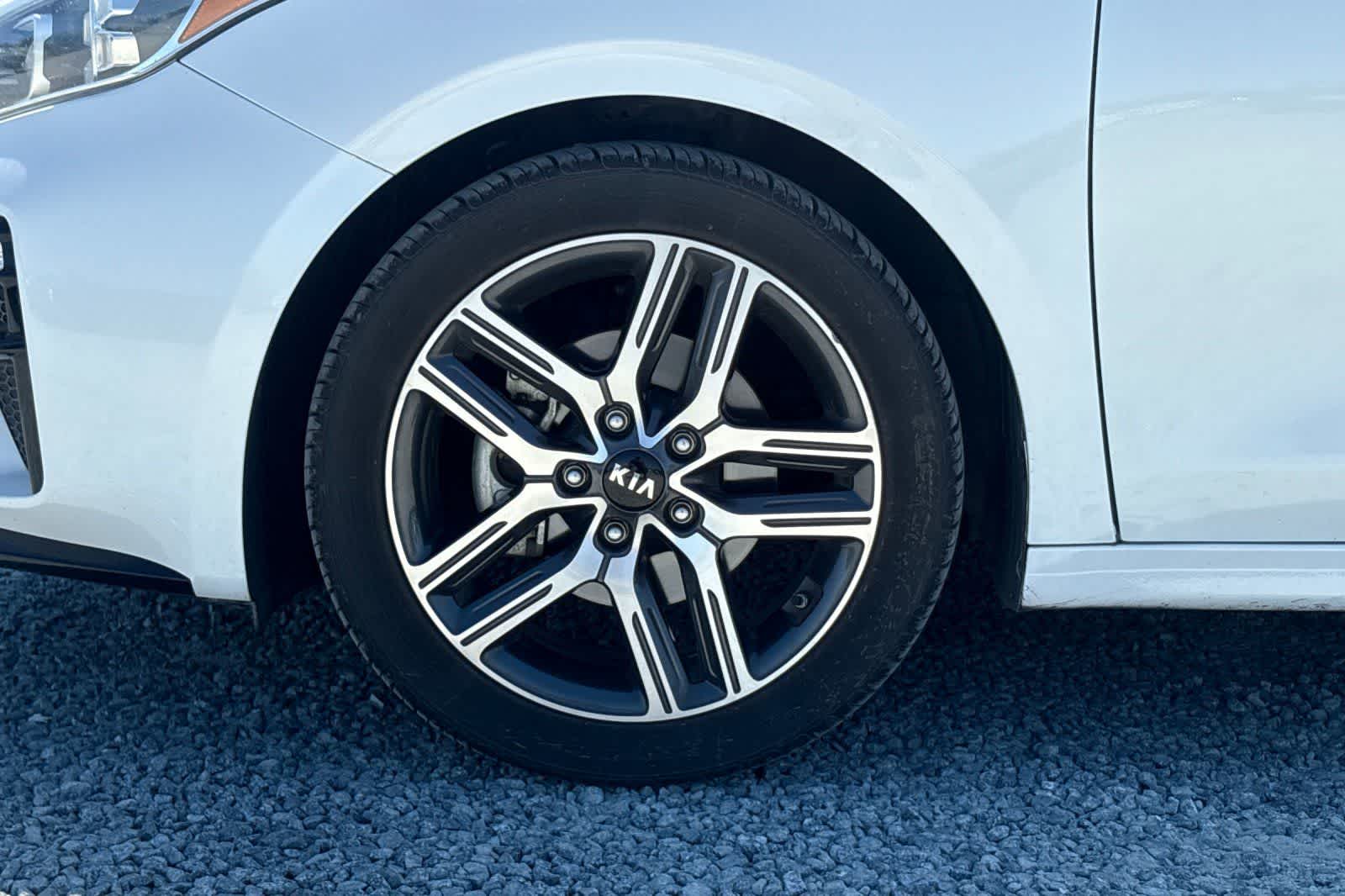 Thumbnail: 2019 Kia Forte - 12