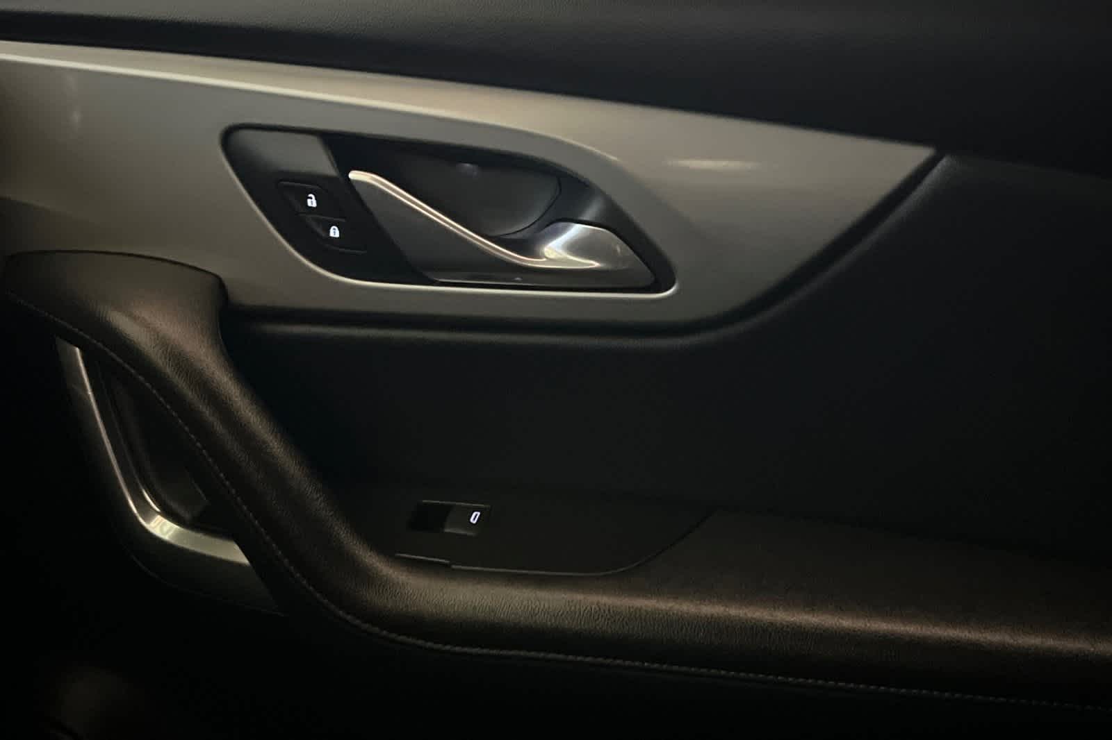 Thumbnail: 2020 Chevrolet Blazer - 19