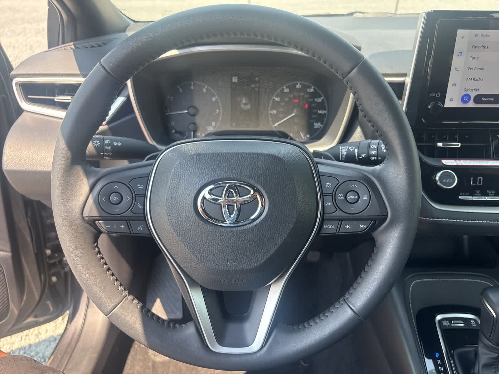 Thumbnail: 2025 Toyota Corolla - 13