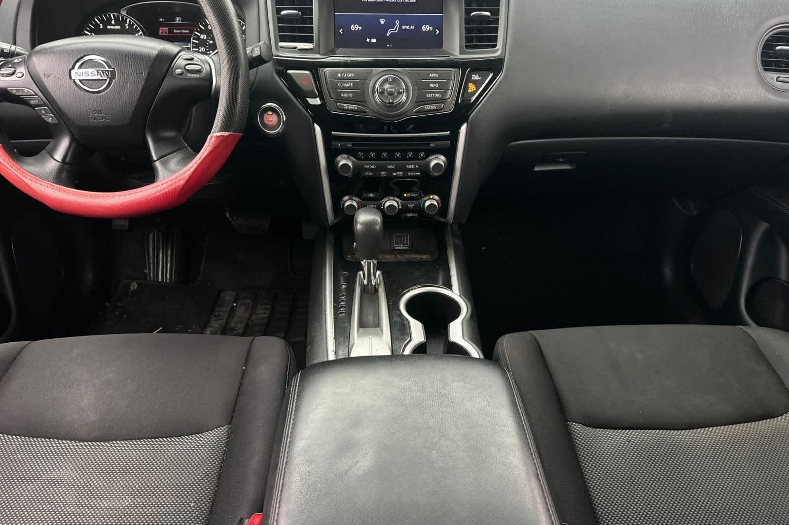 Thumbnail: 2019 Nissan Pathfinder - 4