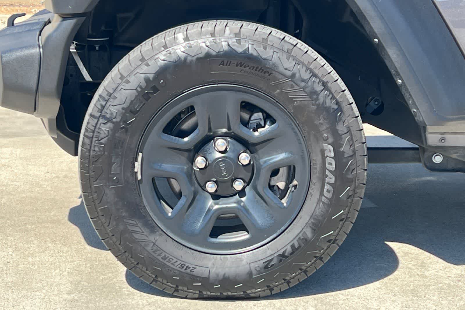 Thumbnail: 2024 Jeep Wrangler - 34