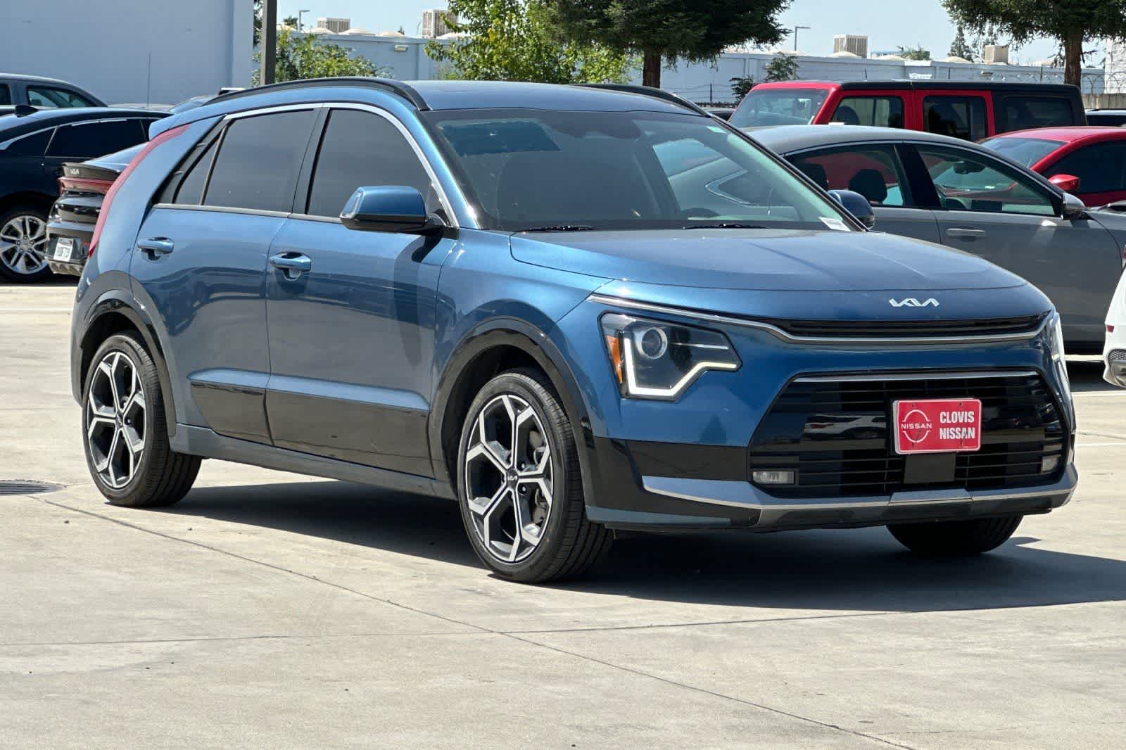 Thumbnail: 2023 Kia Niro - 10