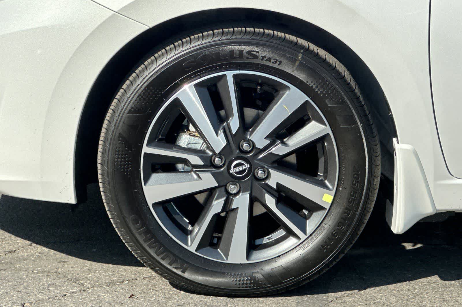 Thumbnail: 2025 Nissan Versa - 25