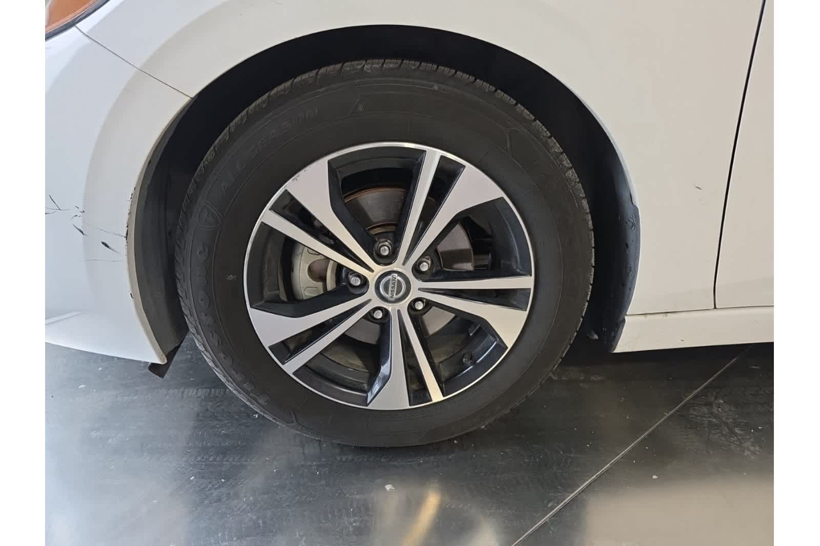 Thumbnail: 2021 Nissan Sentra - 4