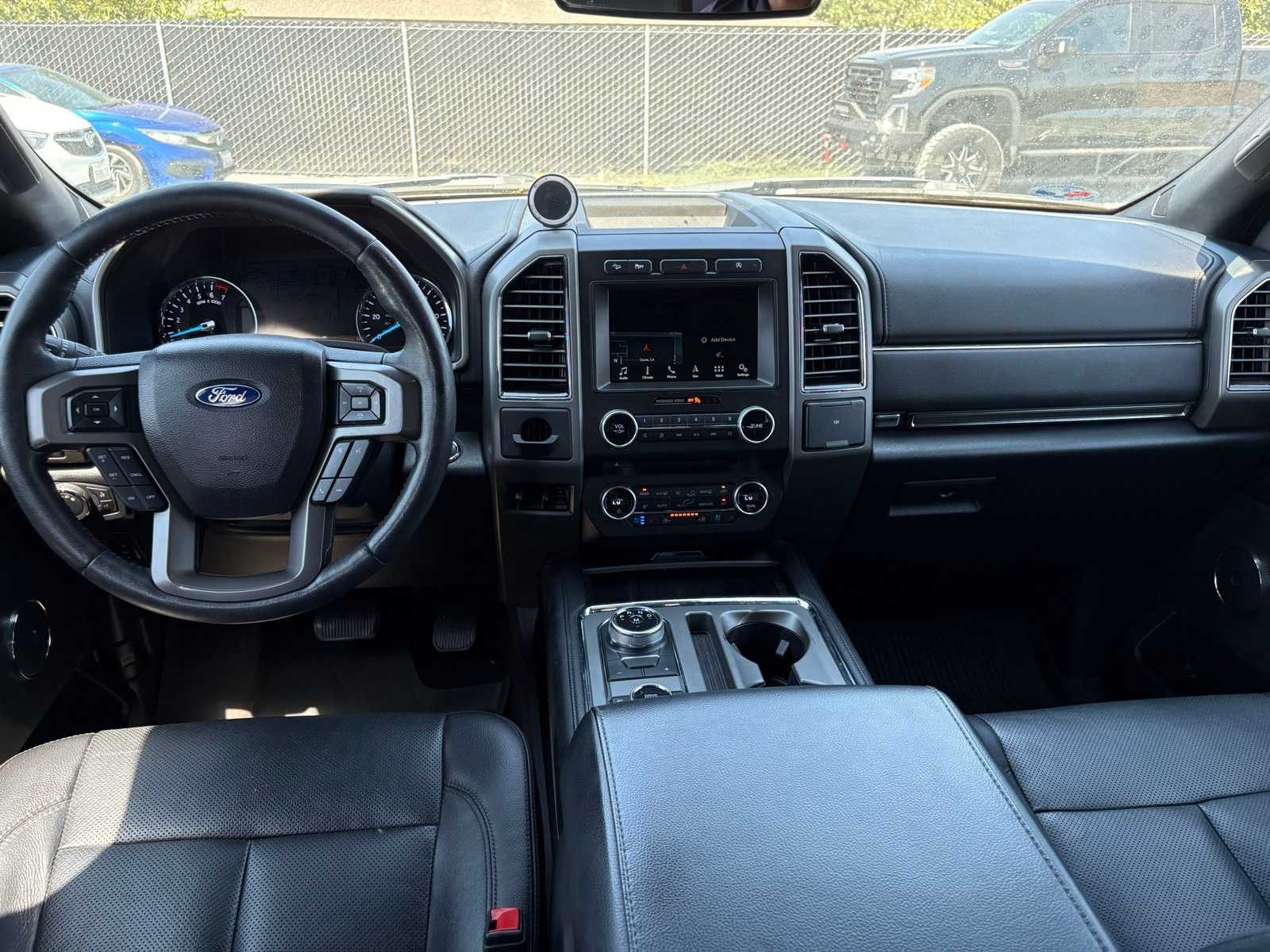 Thumbnail: 2018 Ford Expedition - 3