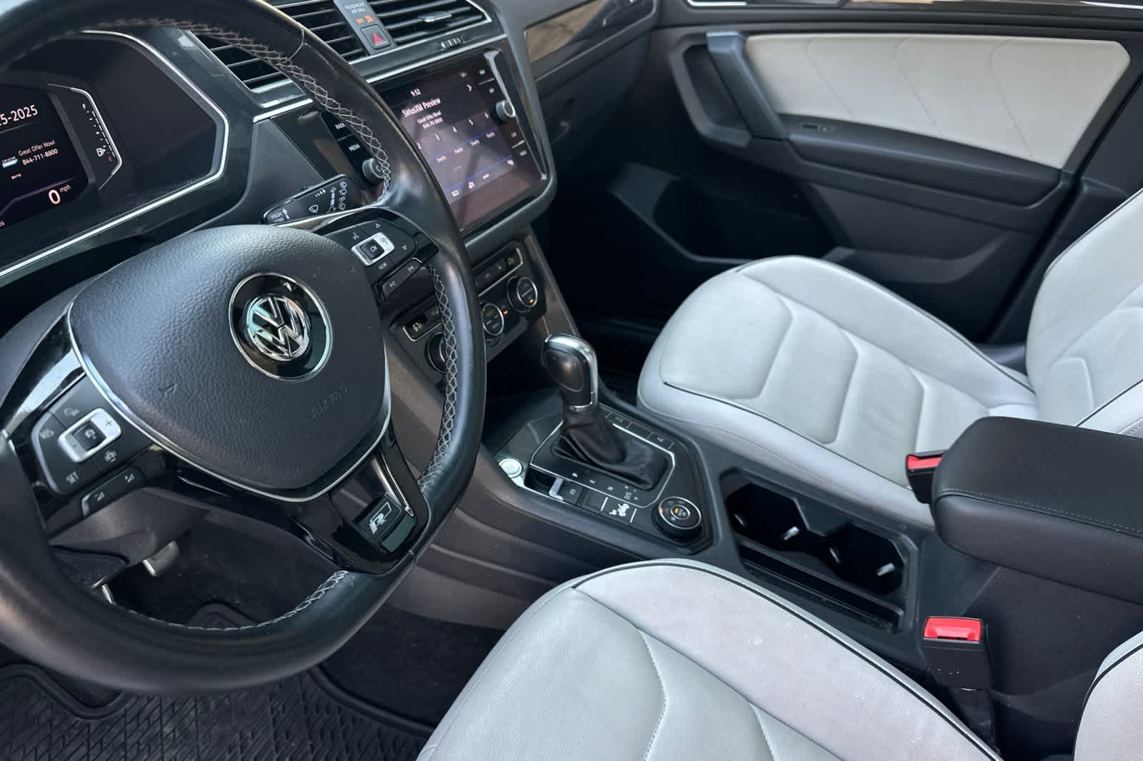 Thumbnail: 2019 Volkswagen Tiguan - 14