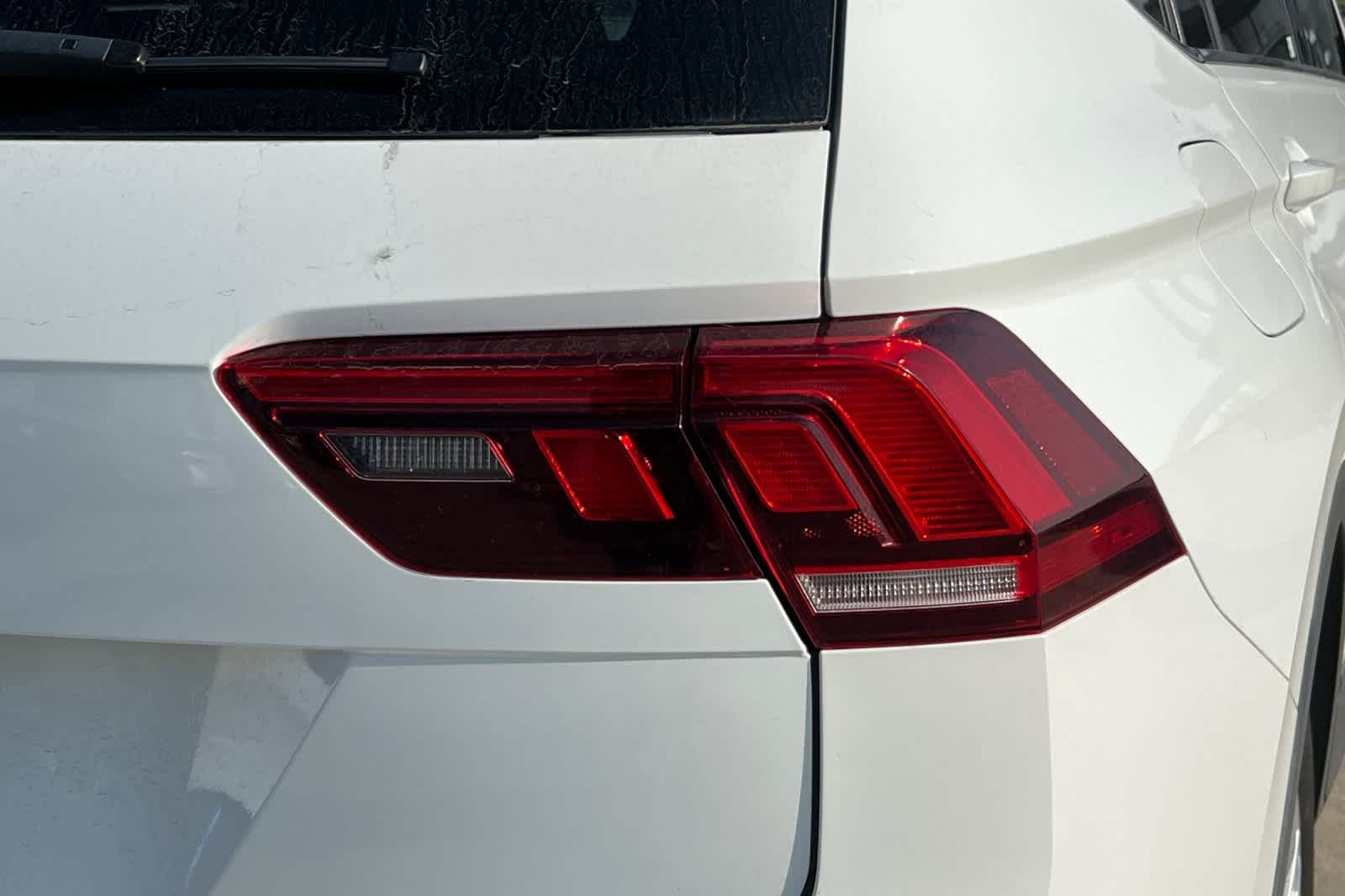 Thumbnail: 2019 Volkswagen Tiguan - 15