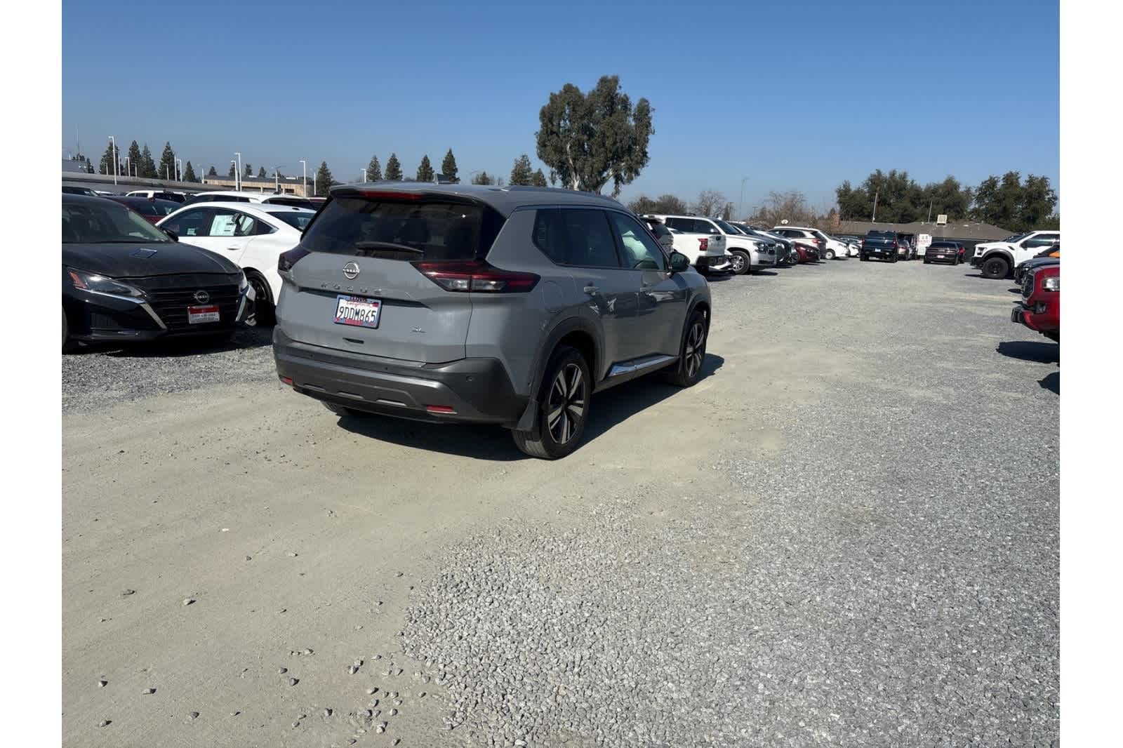 Thumbnail: 2023 Nissan Rogue - 18