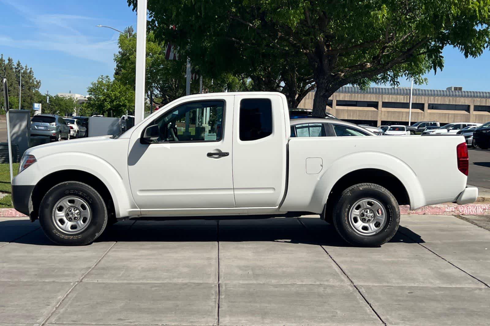 Thumbnail: 2019 Nissan Frontier - 6