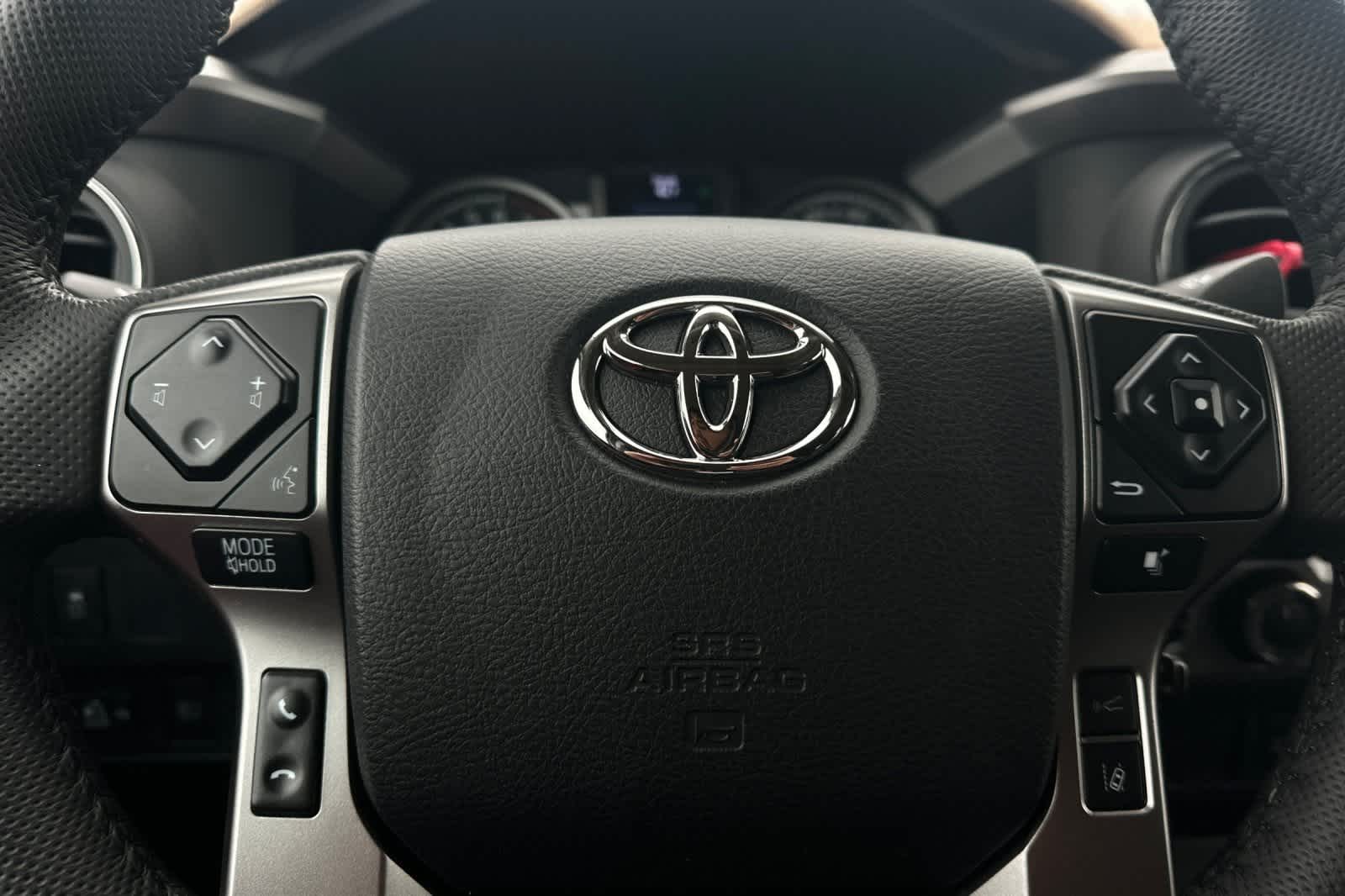 Thumbnail: 2023 Toyota Tacoma - 25