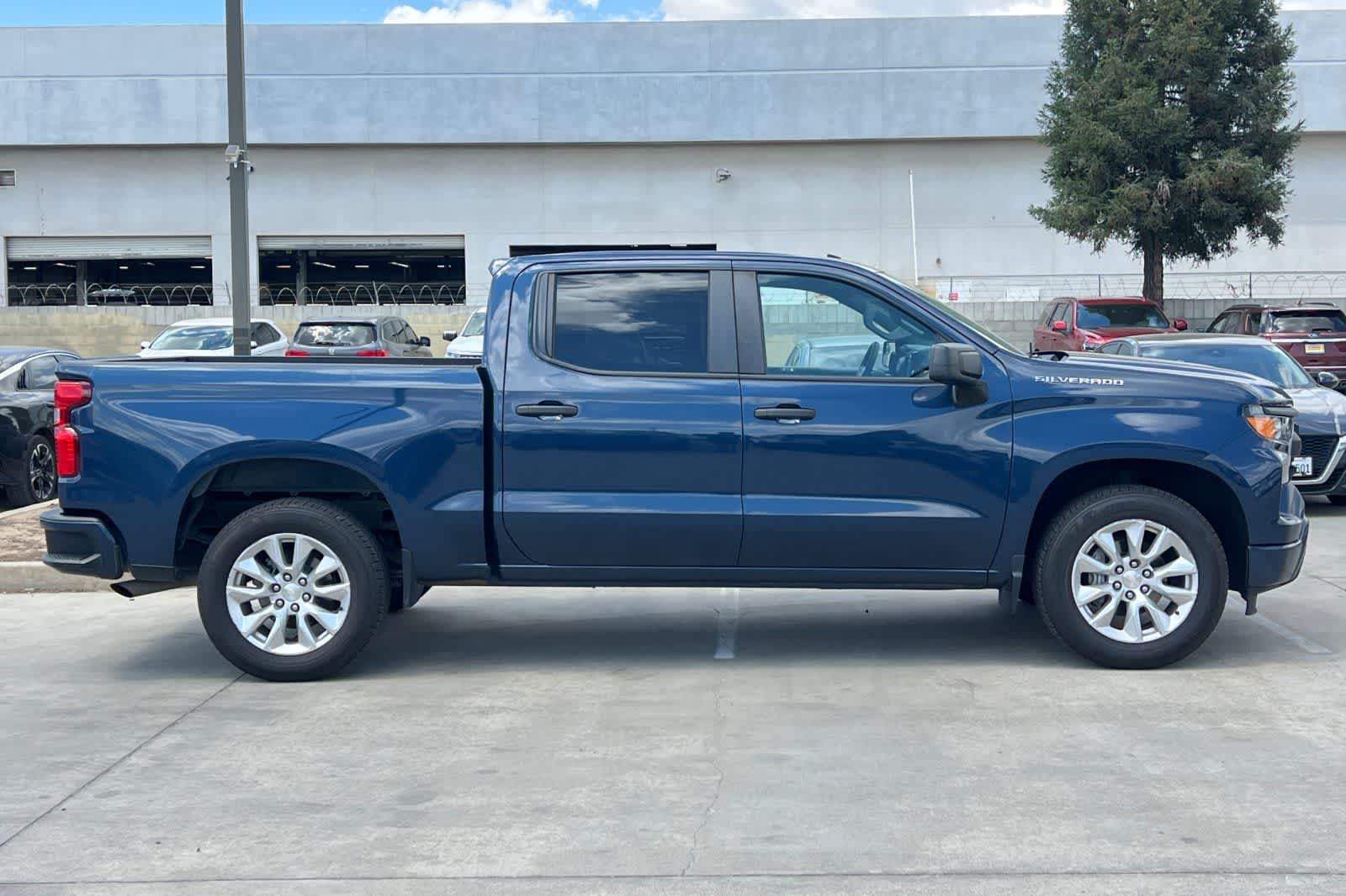Thumbnail: 2022 Chevrolet Silverado 1500 - 9