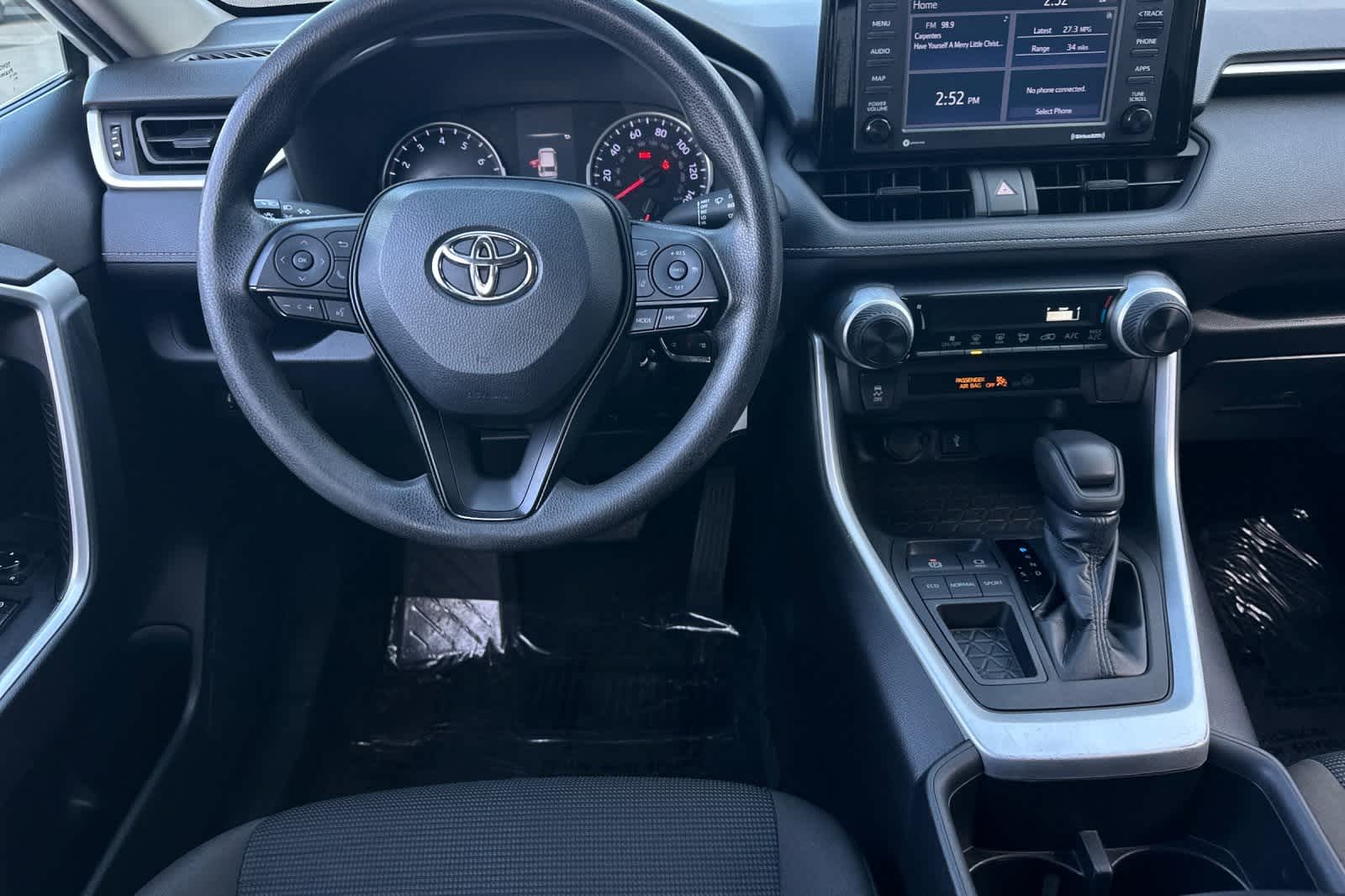 Thumbnail: 2022 Toyota RAV4 - 15