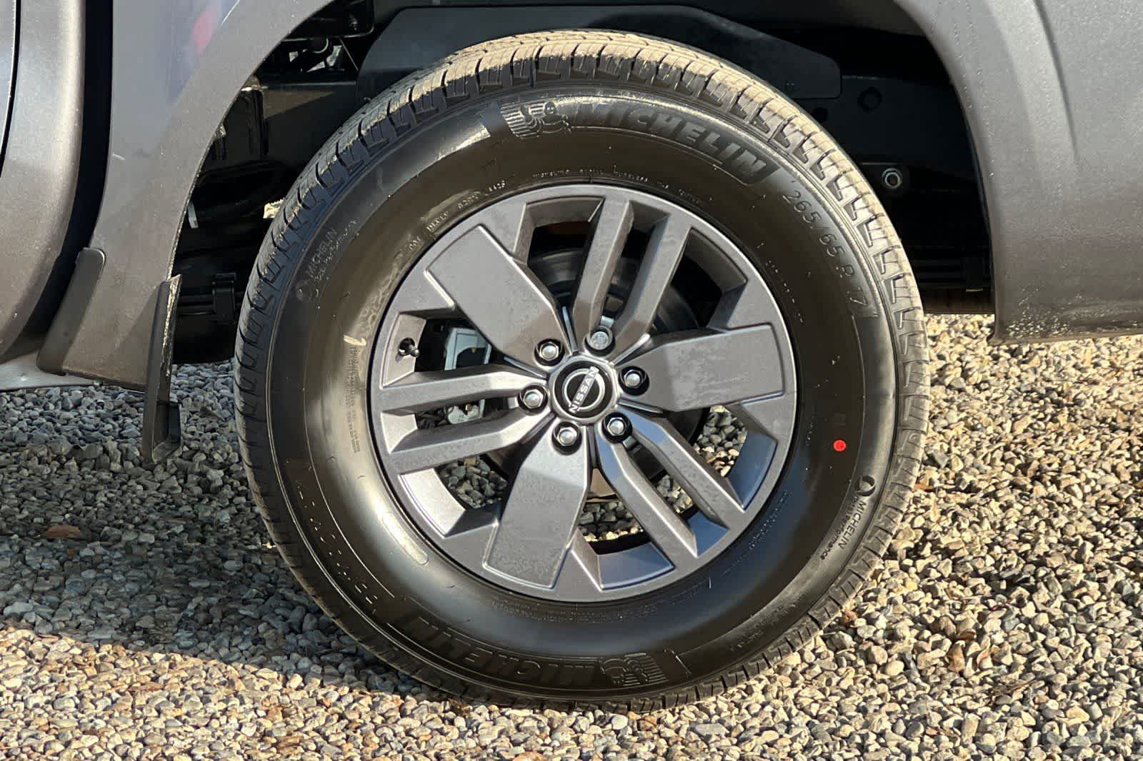 Thumbnail: 2026 Nissan Frontier - 30